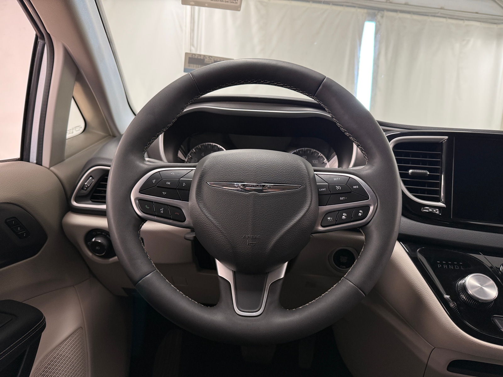 Thumbnail: 2024 Chrysler Pacifica - 4