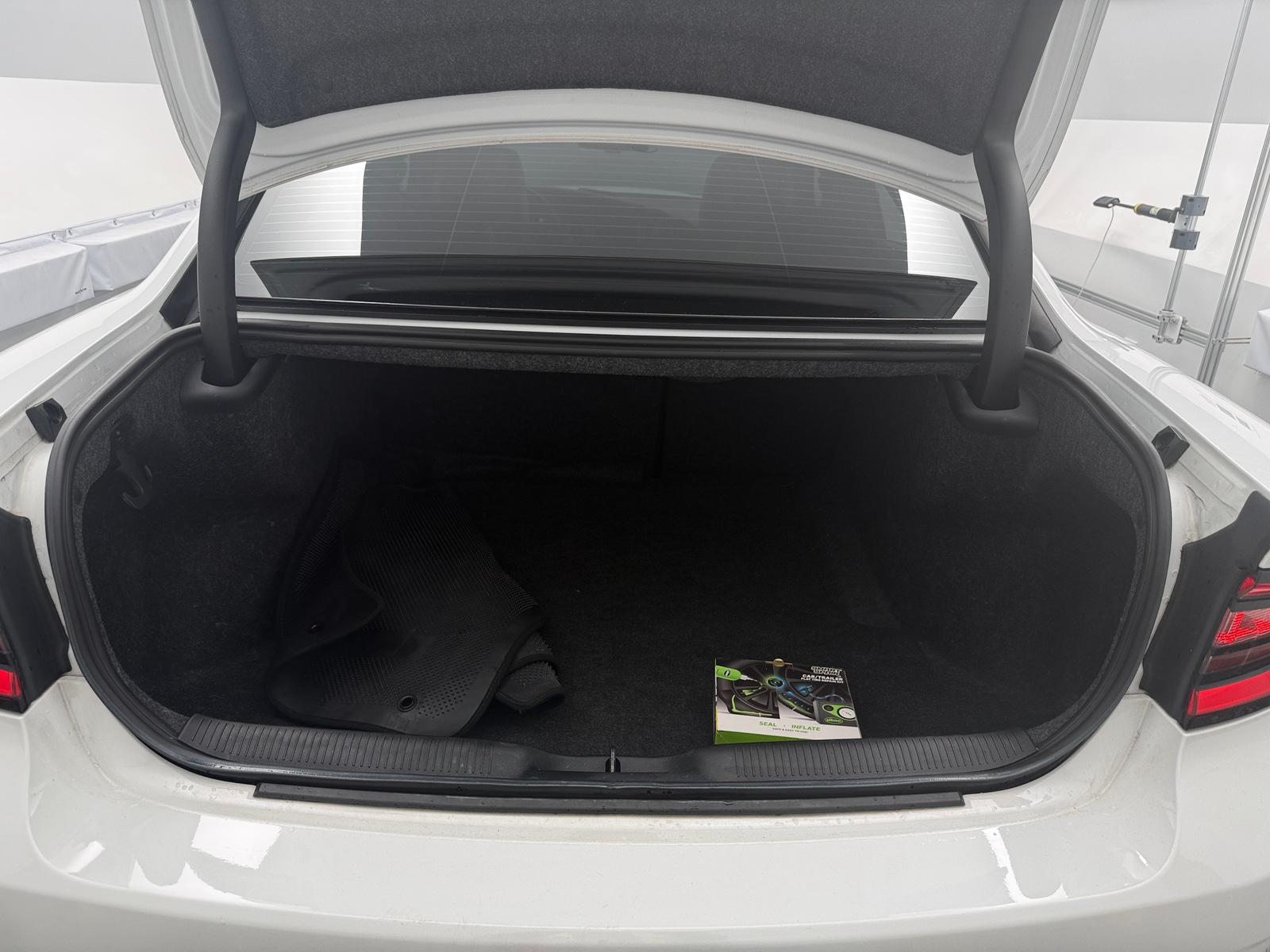 Thumbnail: 2023 Dodge Charger - 6