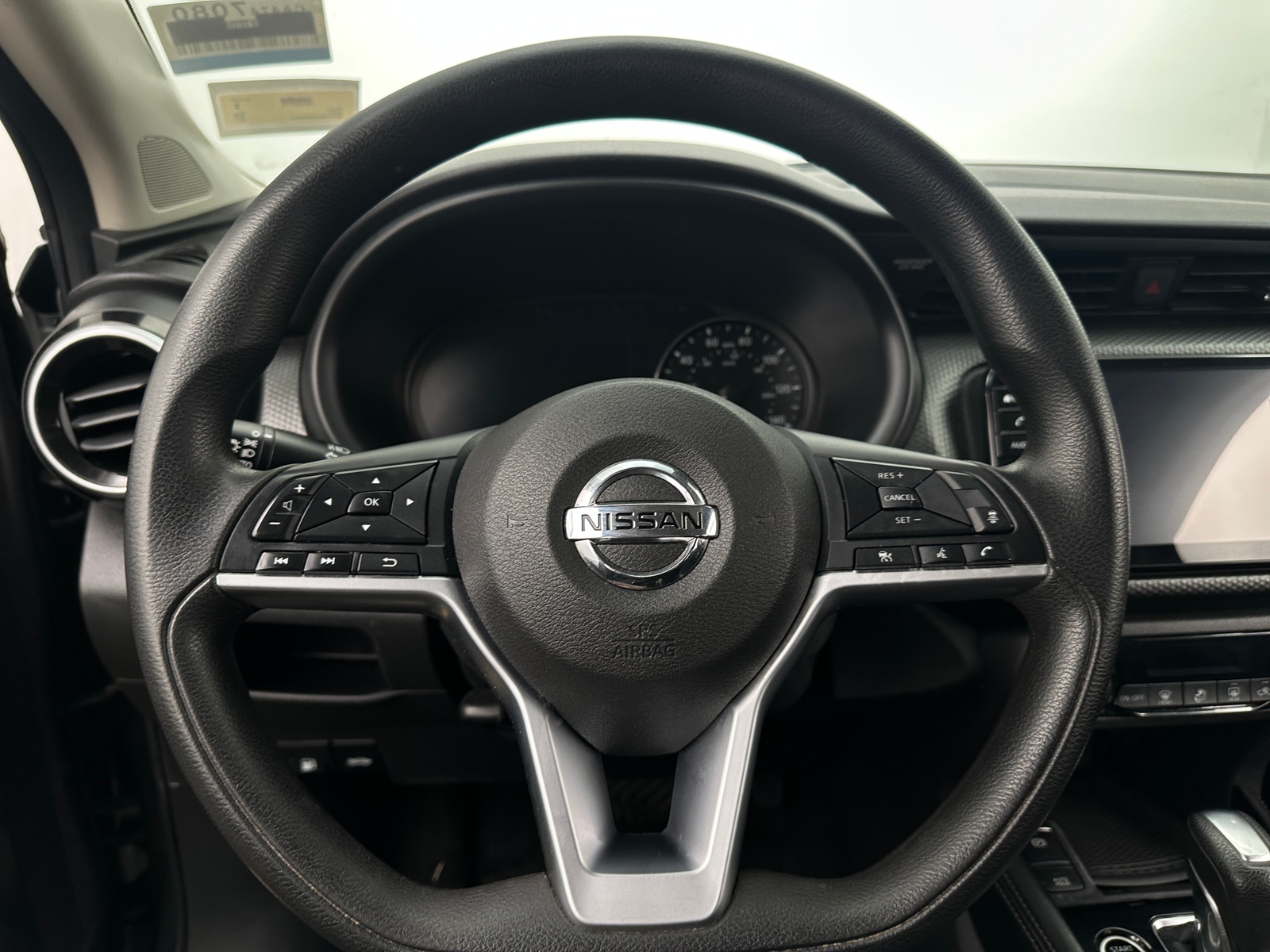 Thumbnail: 2021 Nissan Kicks - 5