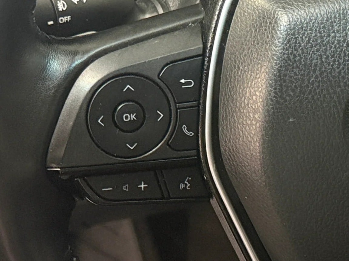 2023 Toyota Venza Limited - Photo 19