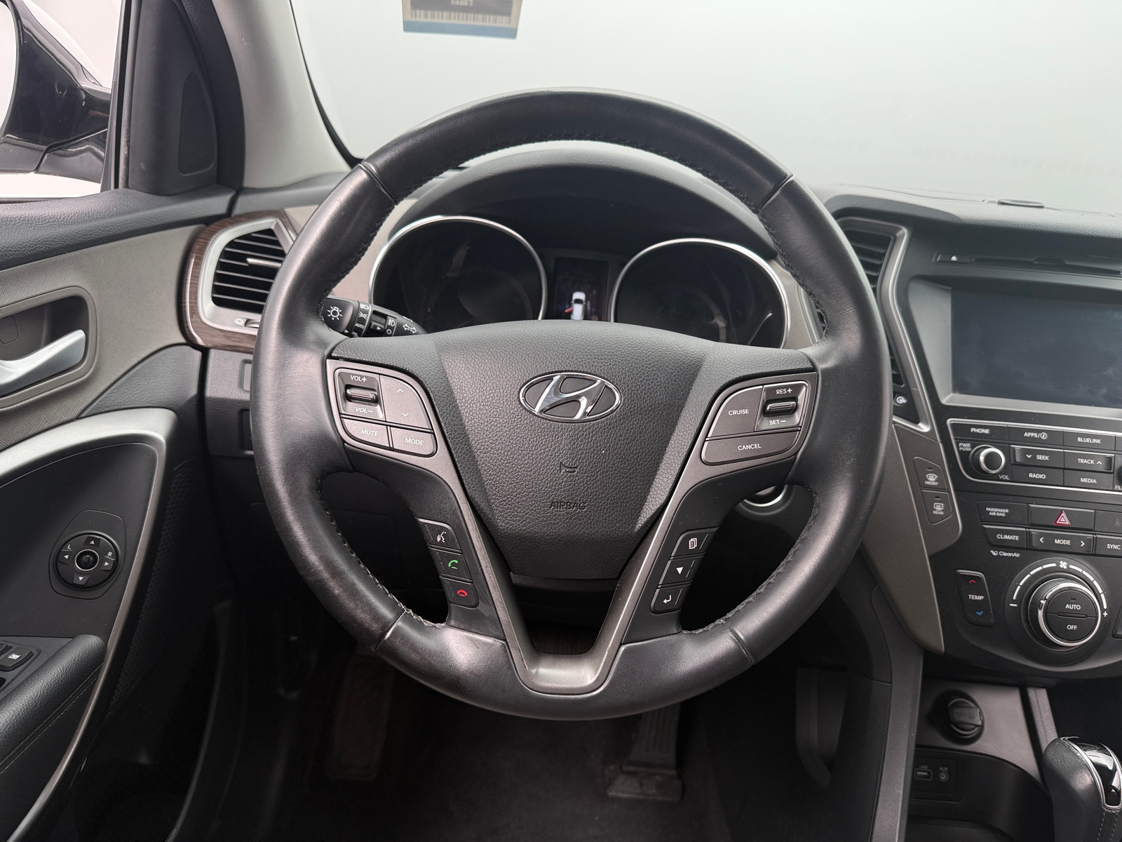 Thumbnail: 2017 Hyundai Santa Fe - 5