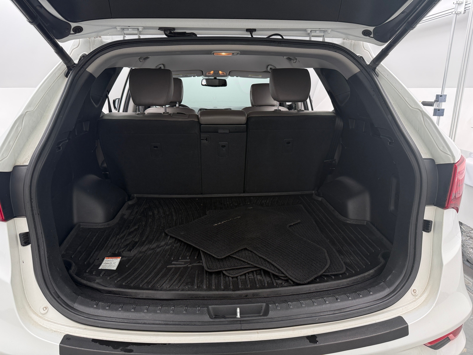 Thumbnail: 2017 Hyundai Santa Fe - 7