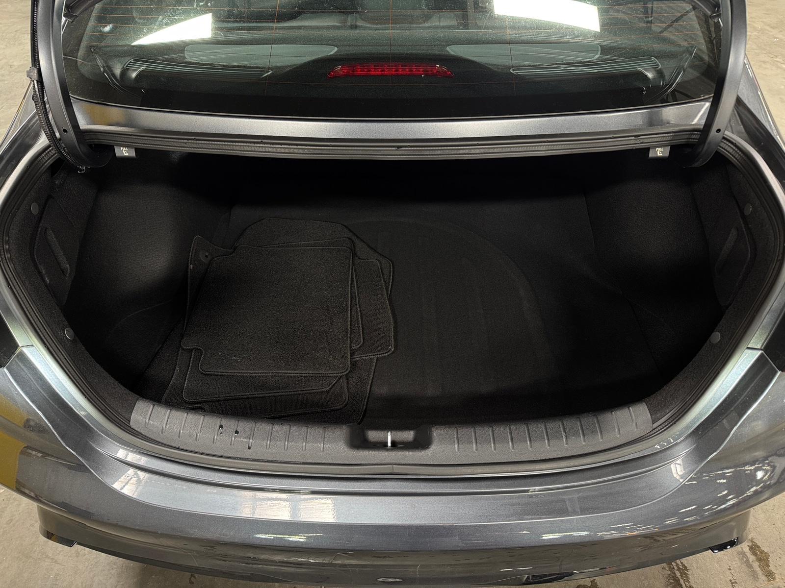 Thumbnail: 2024 Kia Forte - 6