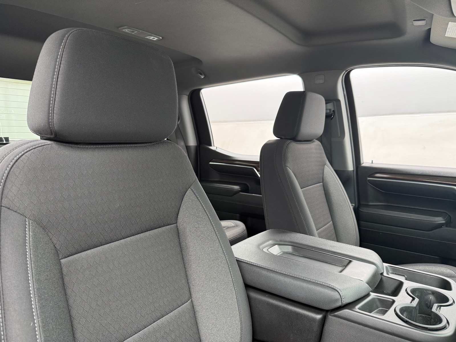 Thumbnail: 2024 Chevrolet Silverado 1500 - 2