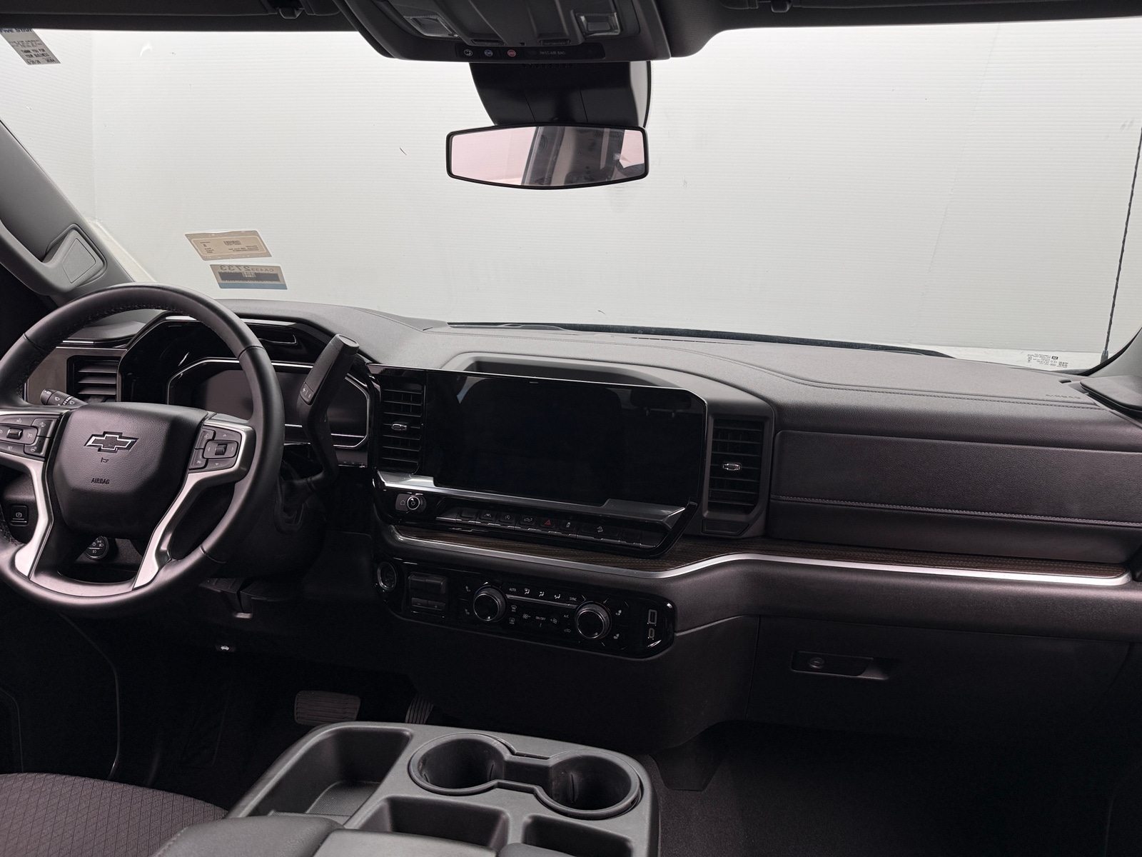 Thumbnail: 2024 Chevrolet Silverado 1500 - 3