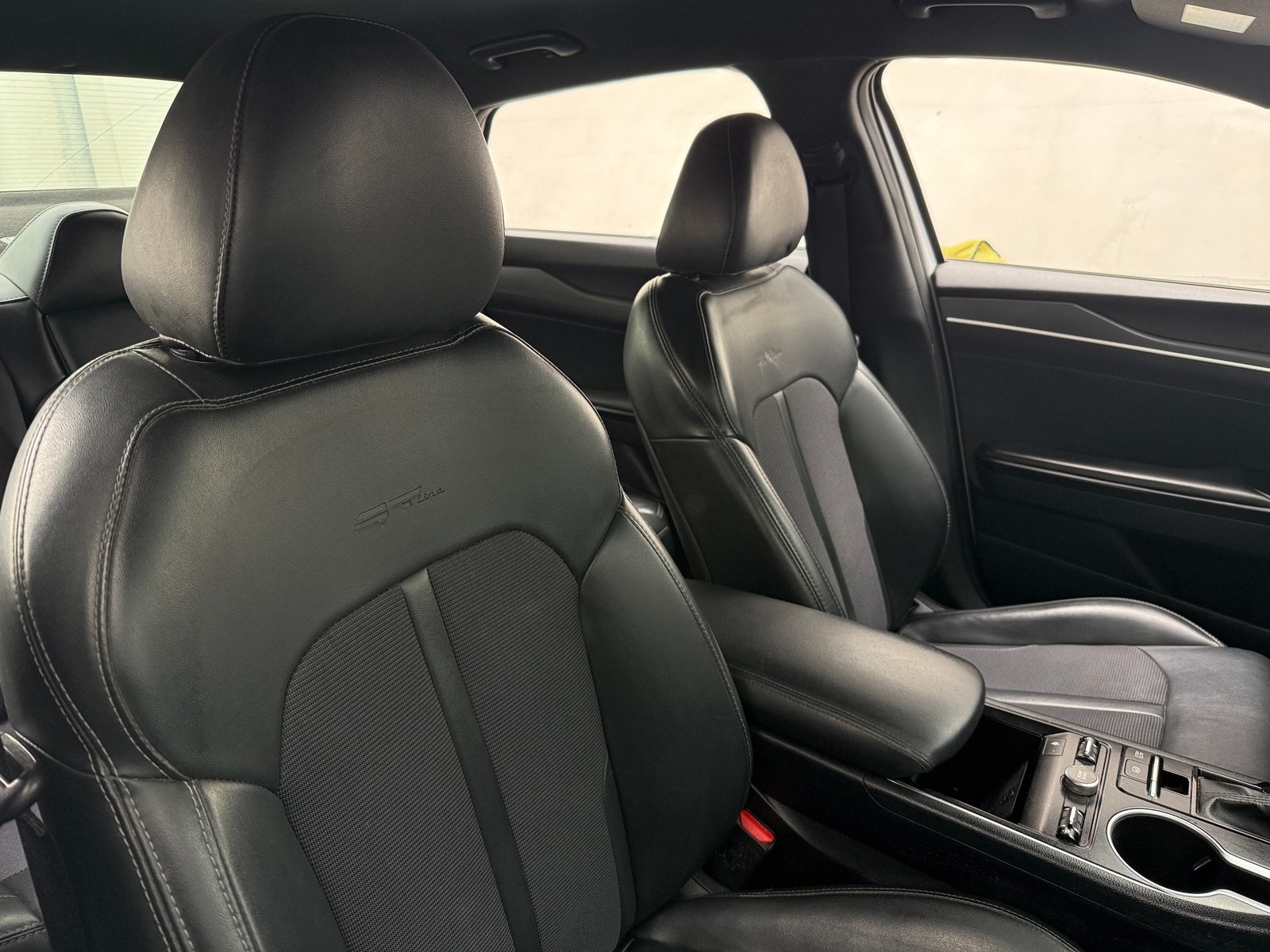 Thumbnail: 2023 Kia K5 - 2