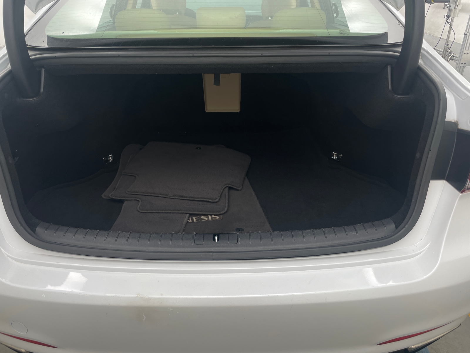 Thumbnail: 2018 Genesis G80 - 6