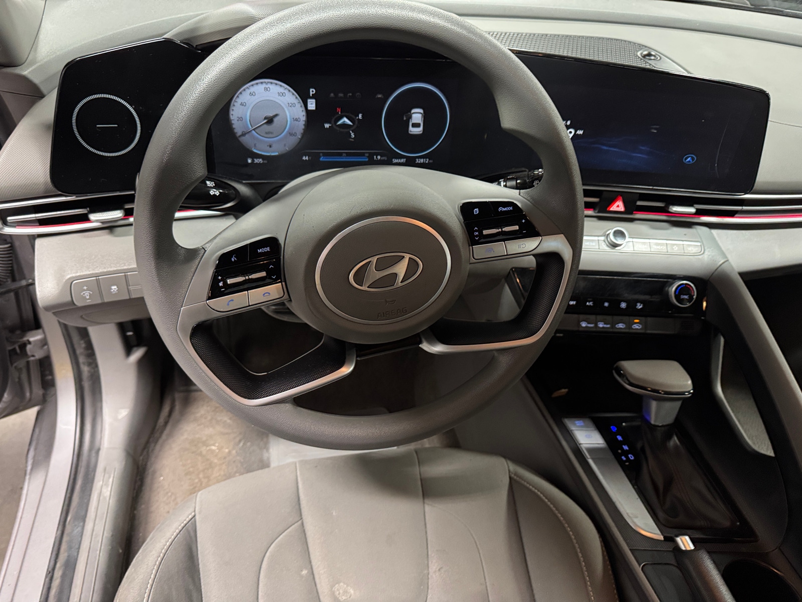 Thumbnail: 2024 Hyundai Elantra - 5