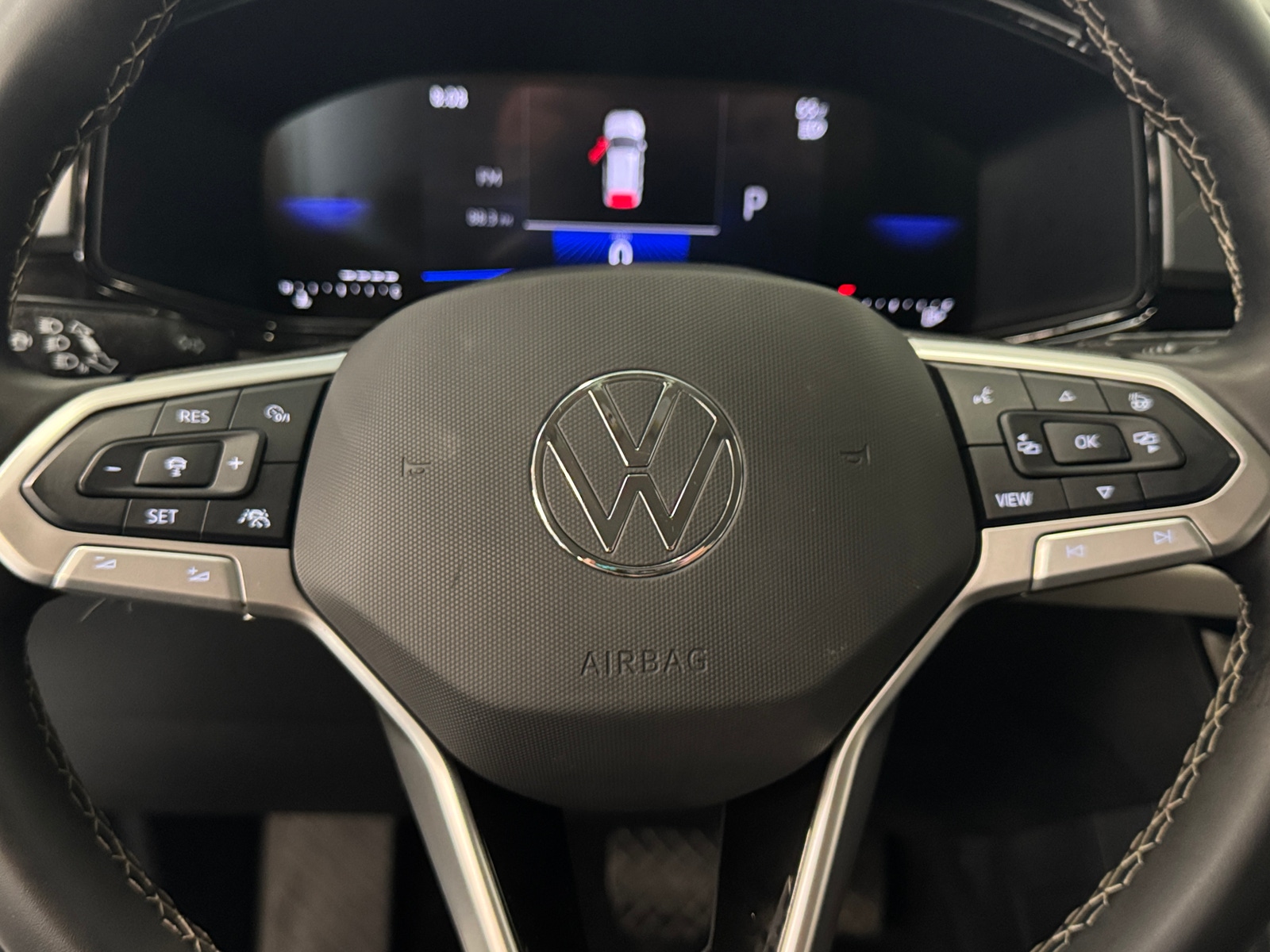 Thumbnail: 2025 Volkswagen Taos - 5