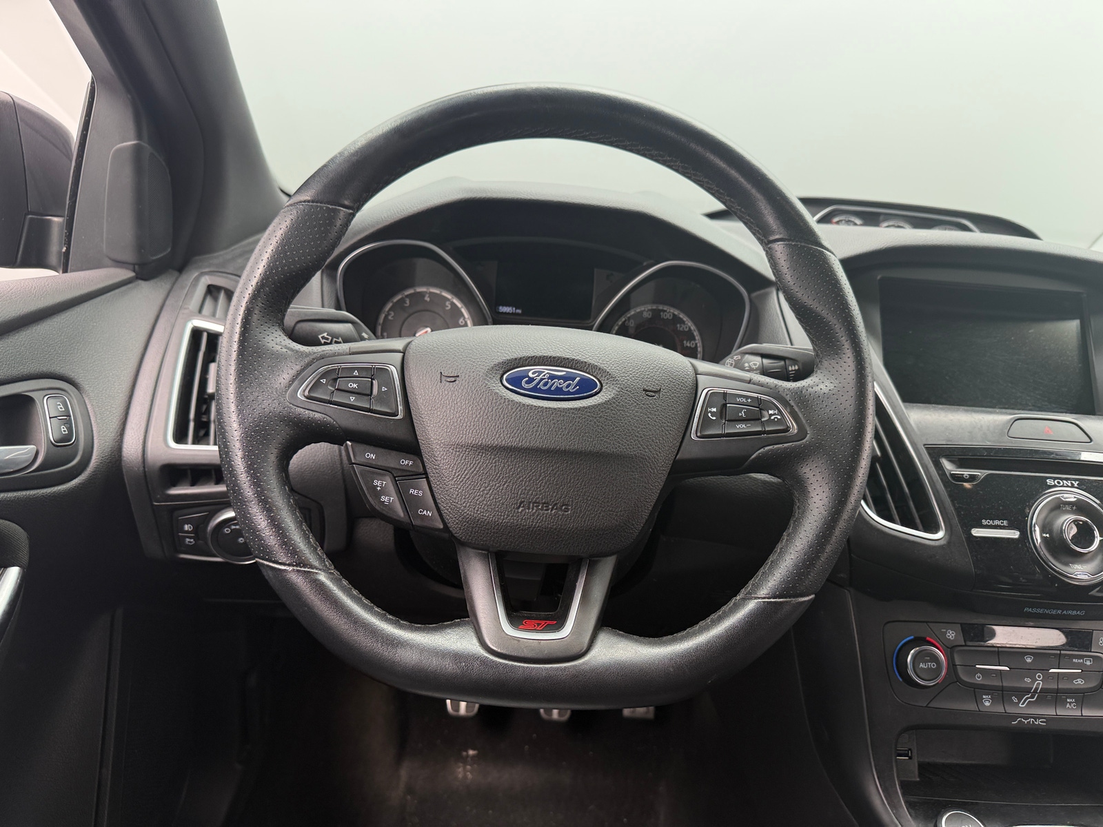 Thumbnail: 2017 Ford Focus - 5