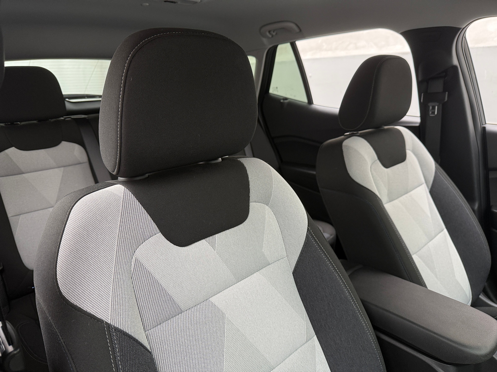 Thumbnail: 2025 Chevrolet Trax - 2