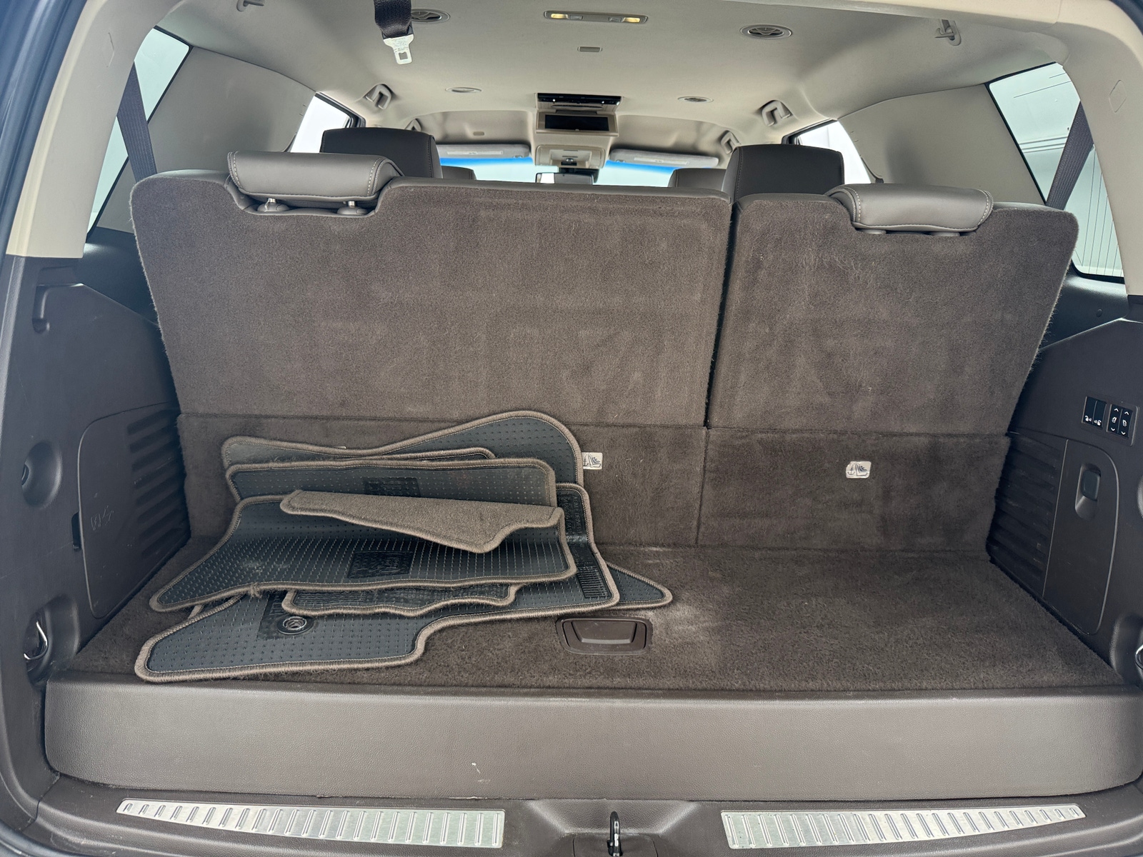 Thumbnail: 2017 GMC Yukon - 6