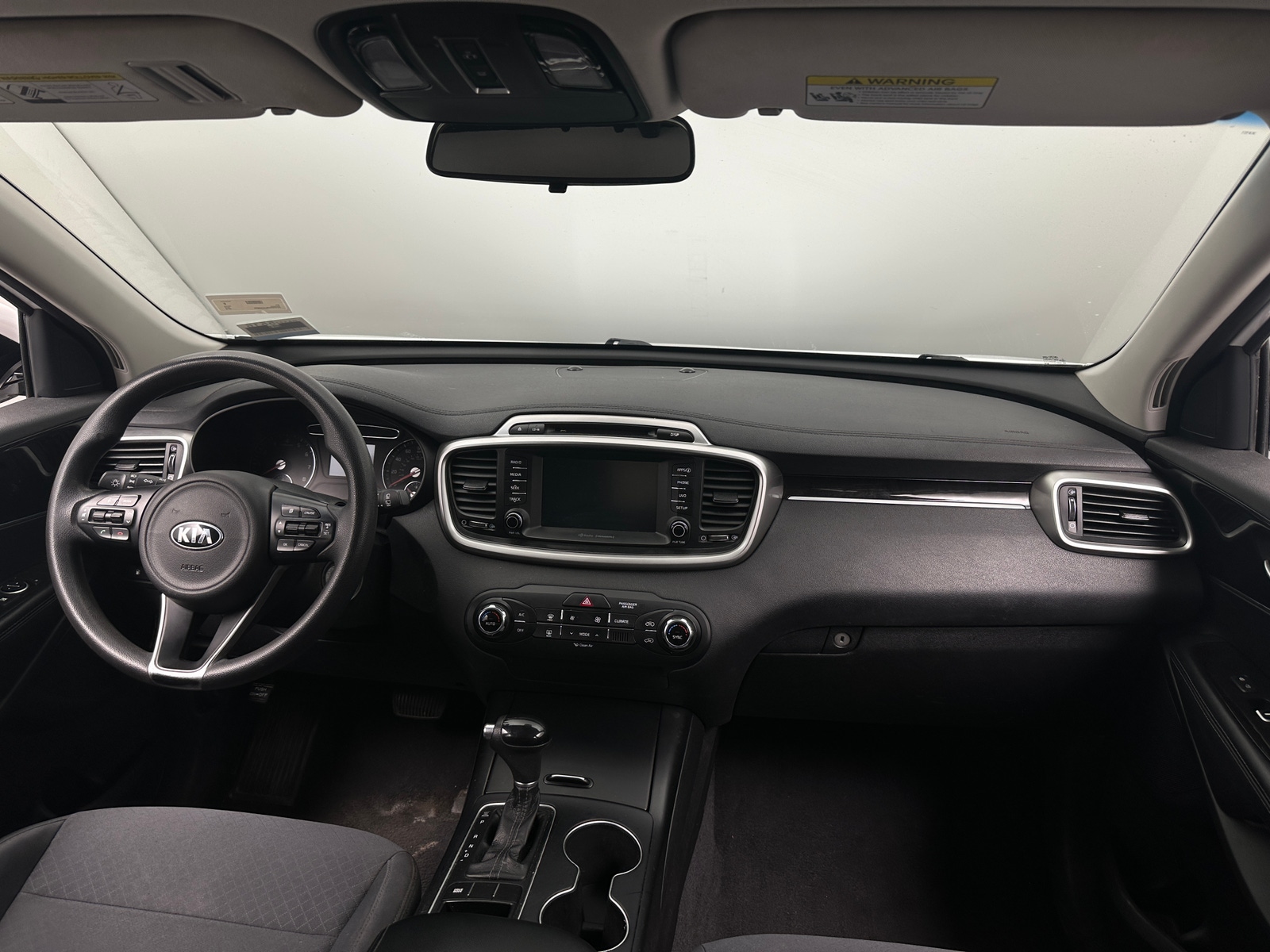 Thumbnail: 2018 Kia Sorento - 3