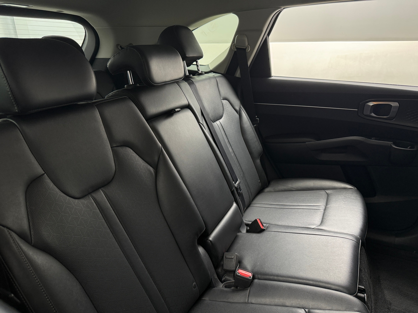 Thumbnail: 2022 Kia Sorento - 5