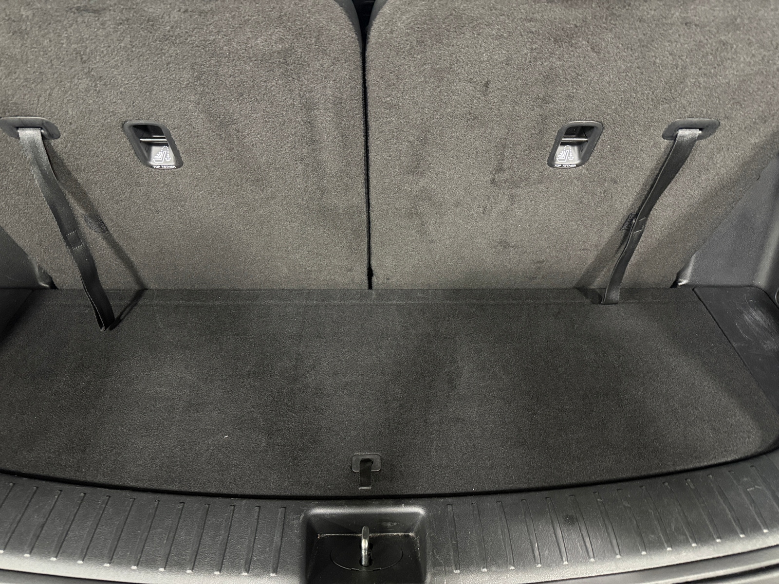 Thumbnail: 2022 Kia Sorento - 6