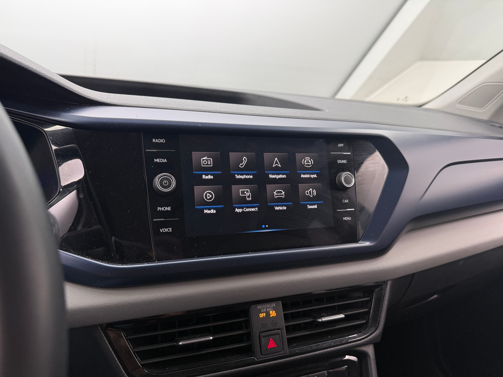 Thumbnail: 2023 Volkswagen Taos - 3