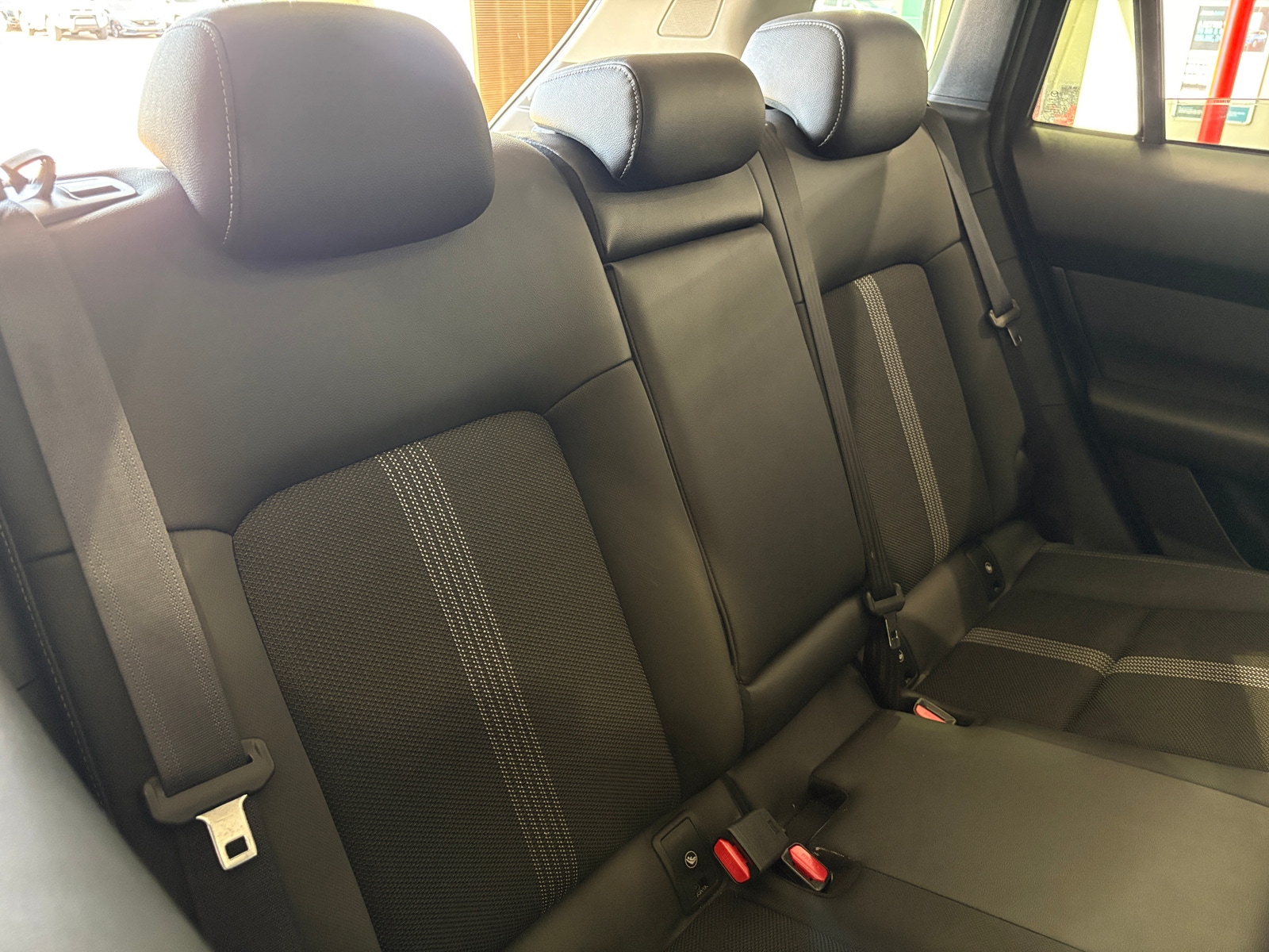 Thumbnail: 2025 Mazda CX-50 - 5