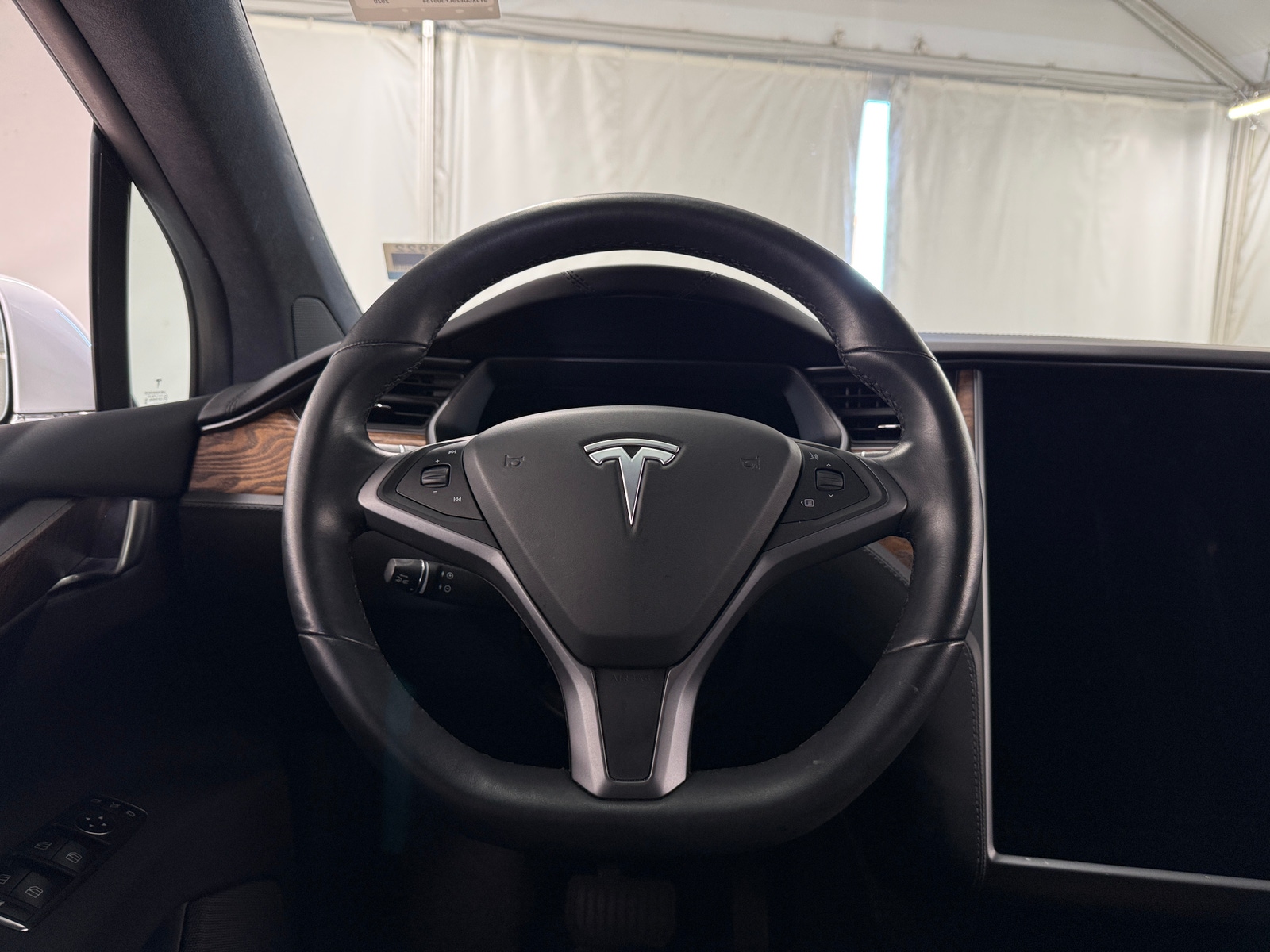 Thumbnail: 2020 Tesla Model X - 4