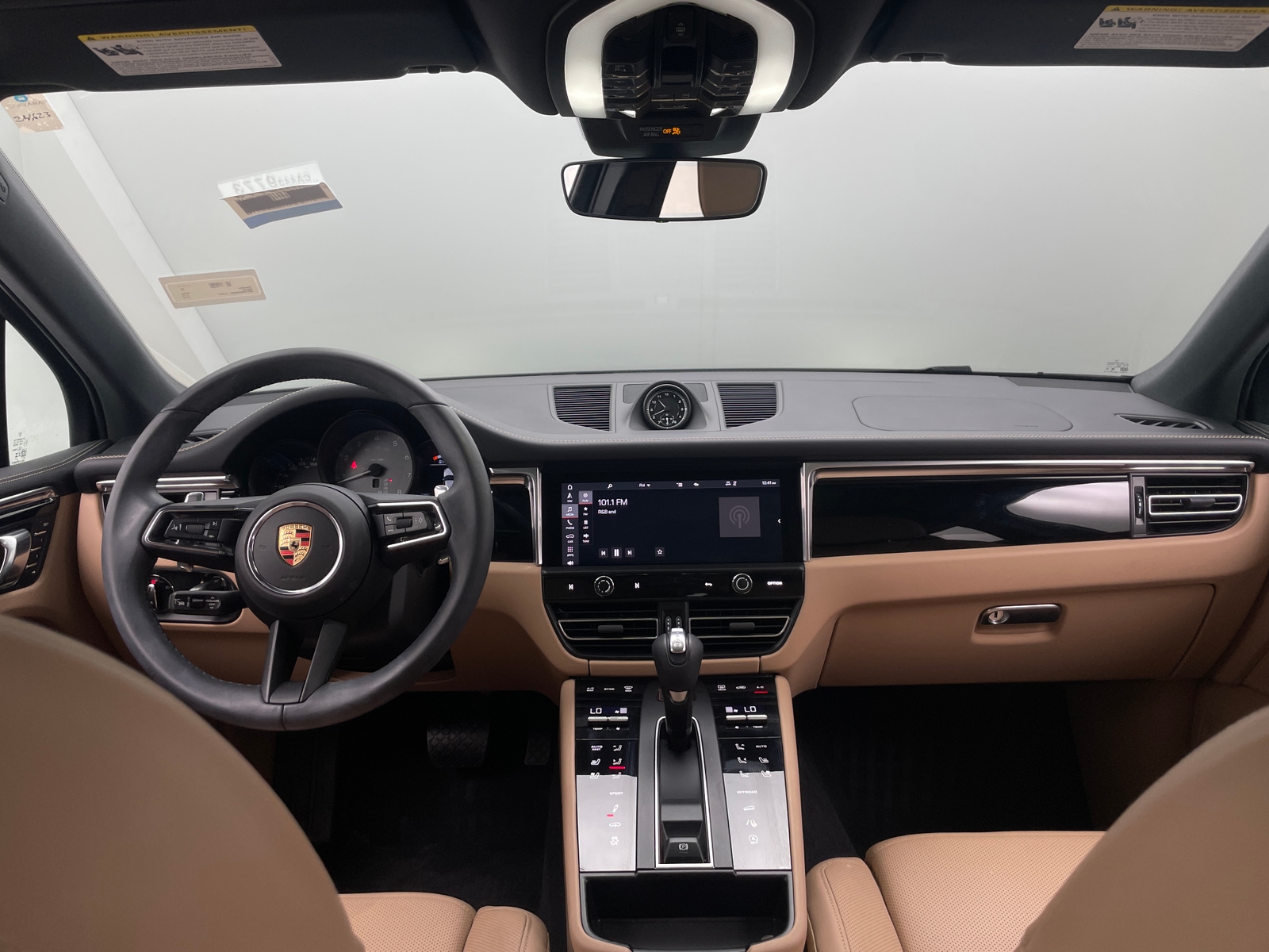 Thumbnail: 2025 Porsche Macan - 2