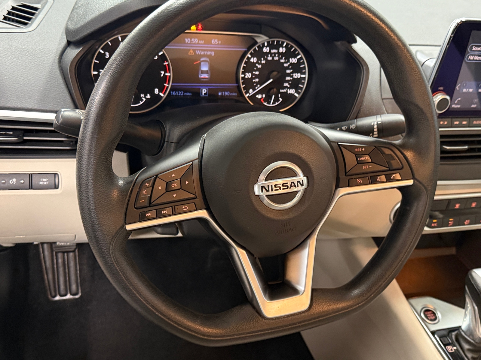 Thumbnail: 2019 Nissan Altima - 5