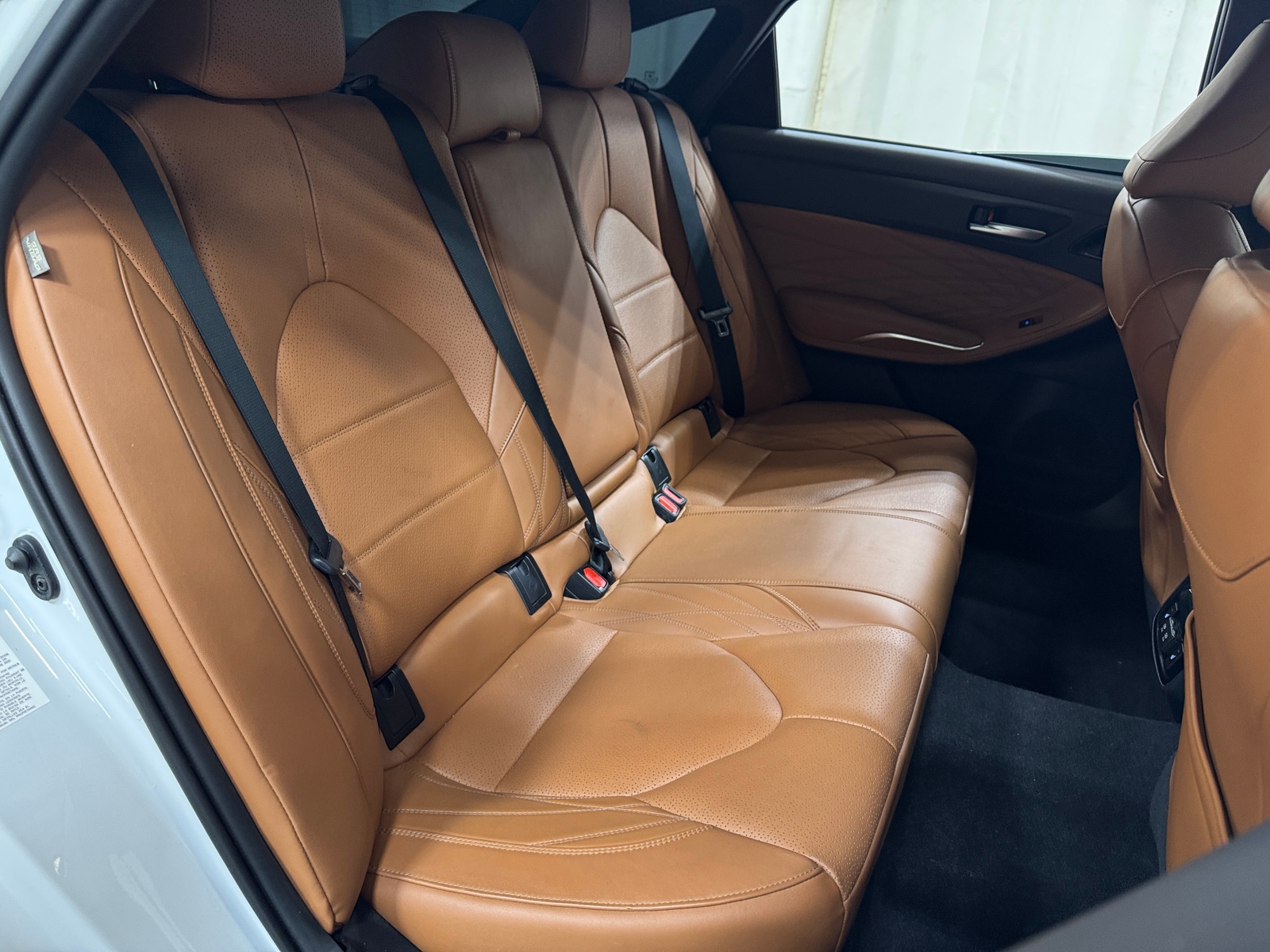 Thumbnail: 2019 Toyota Avalon - 6