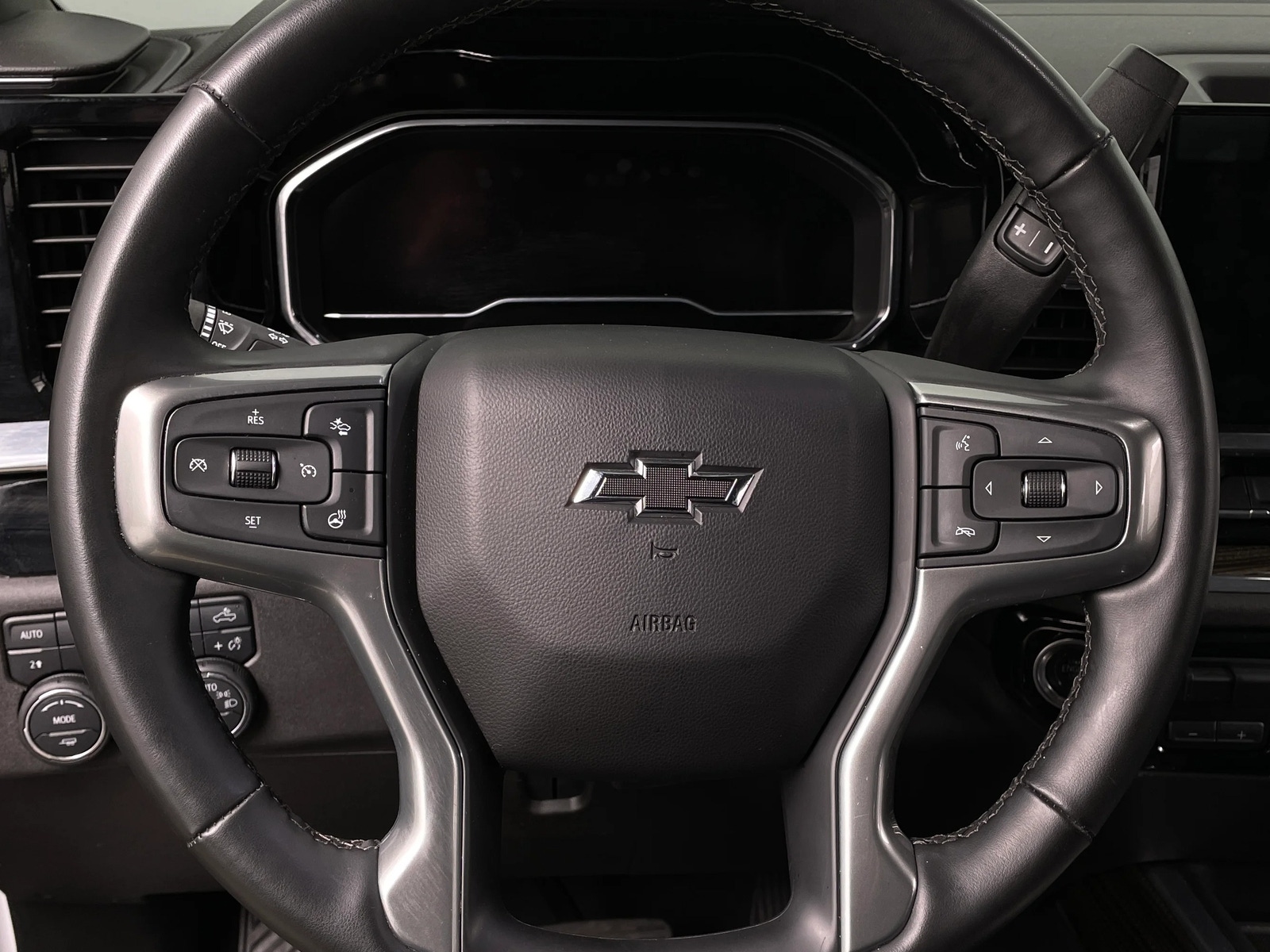 Thumbnail: 2025 Chevrolet Silverado 2500 - 5