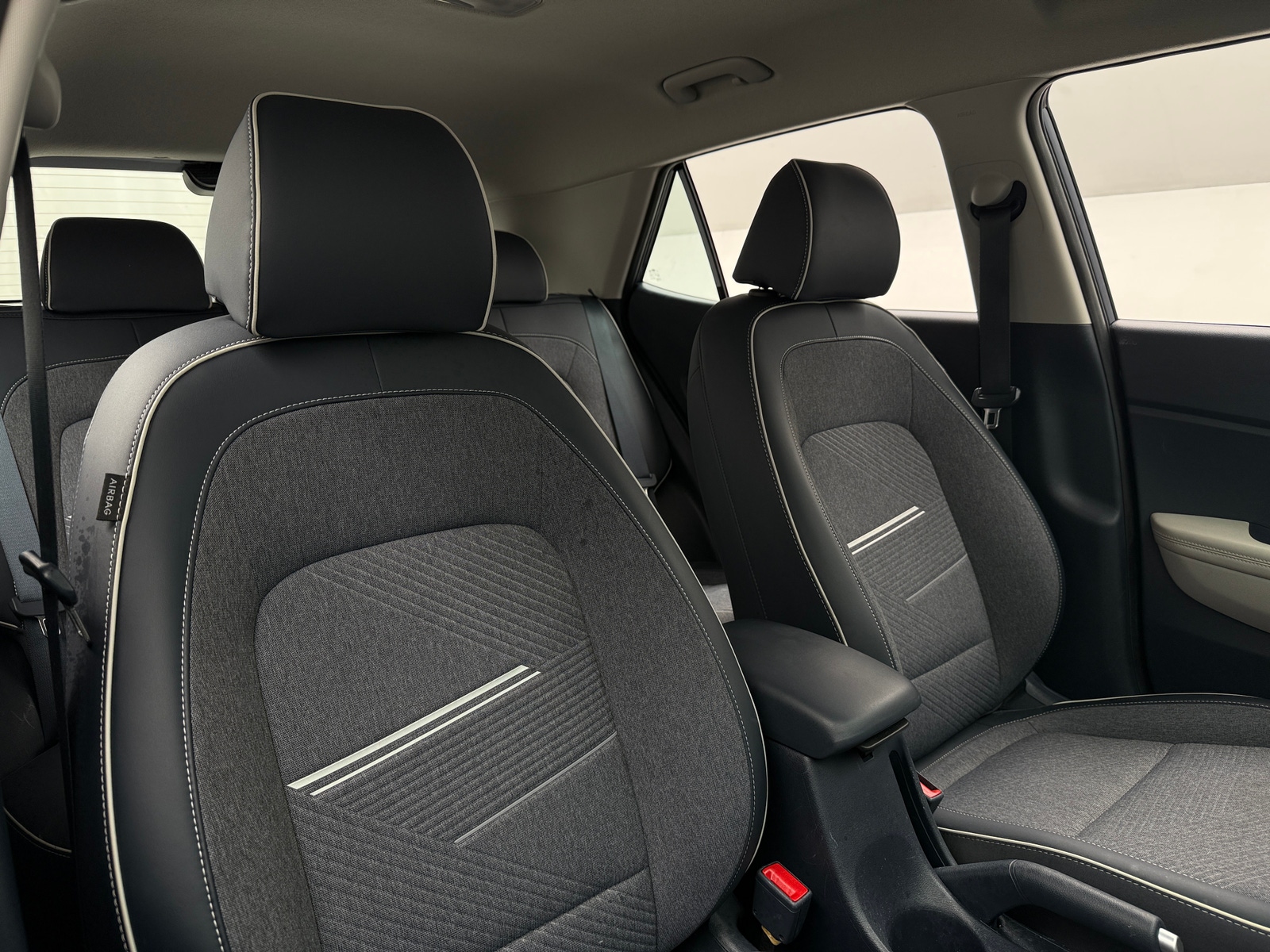 Thumbnail: 2024 Hyundai Venue - 2