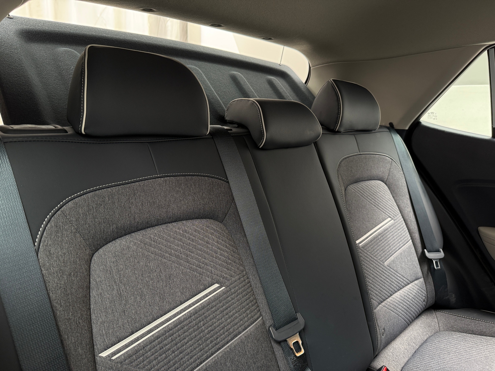 Thumbnail: 2024 Hyundai Venue - 6