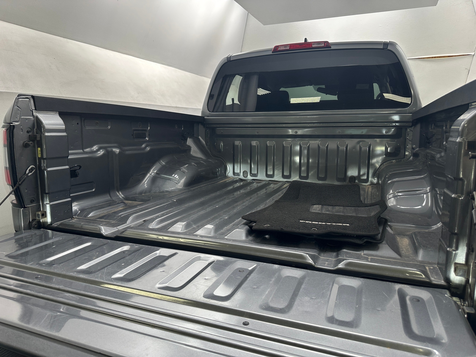 Thumbnail: 2024 Nissan Frontier - 7