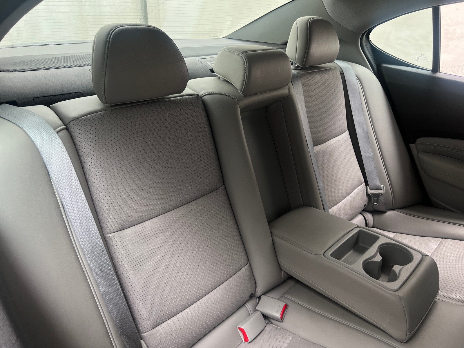 Thumbnail: 2016 Acura TLX - 5