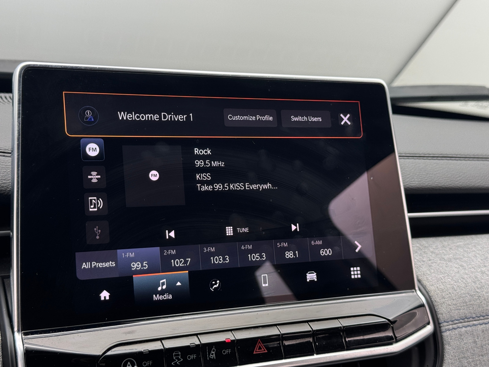 Thumbnail: 2024 Jeep Compass - 3