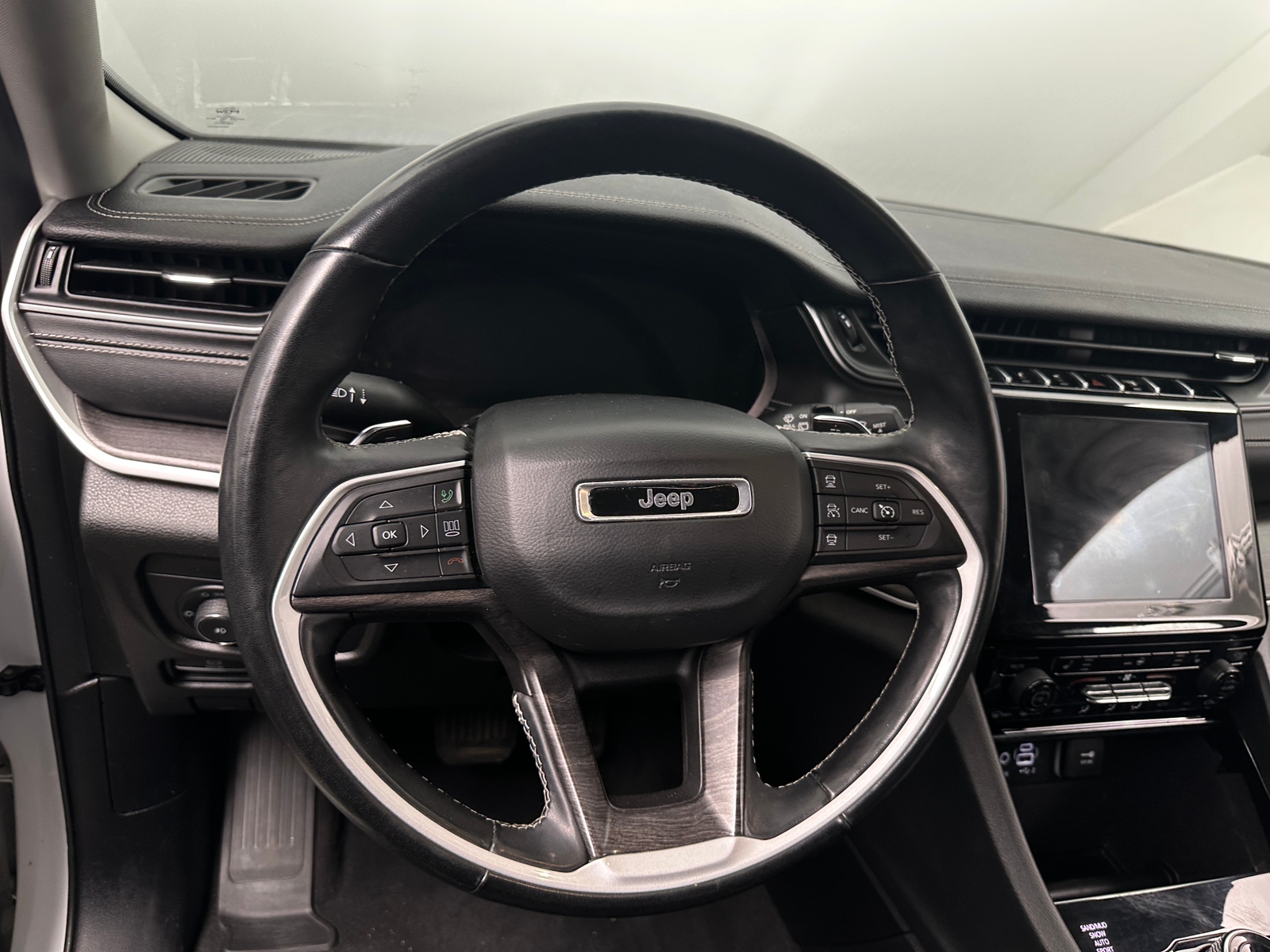 Thumbnail: 2021 Jeep Grand Cherokee L - 4