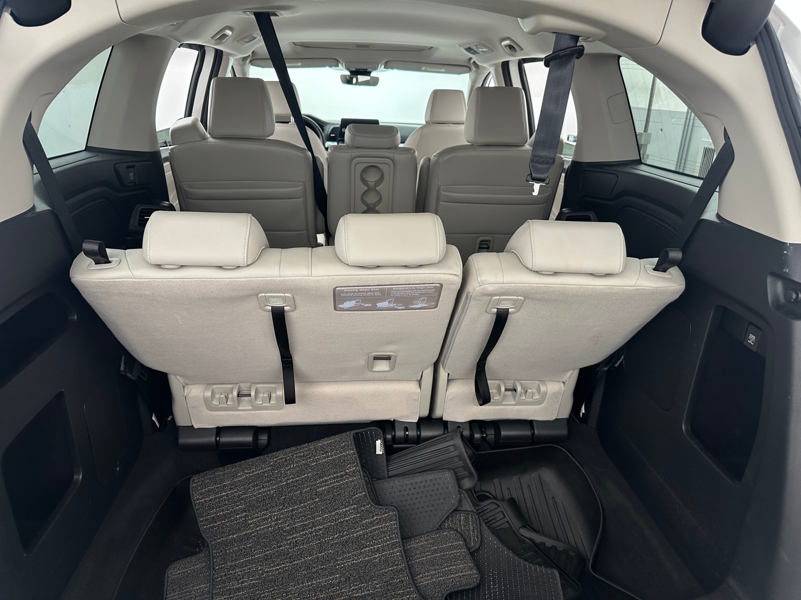 Thumbnail: 2025 Honda Odyssey - 6