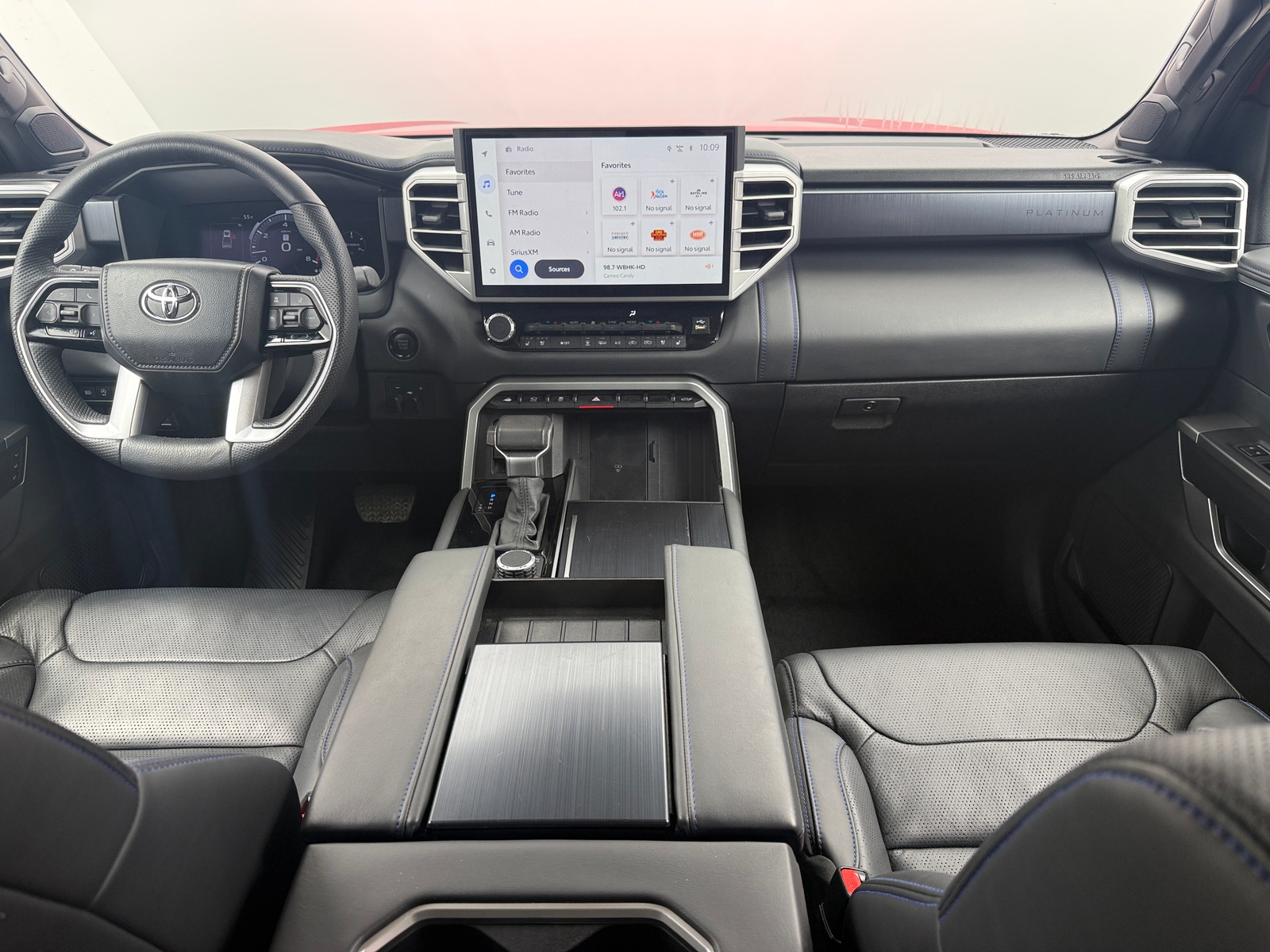 Thumbnail: 2025 Toyota Tundra - 2