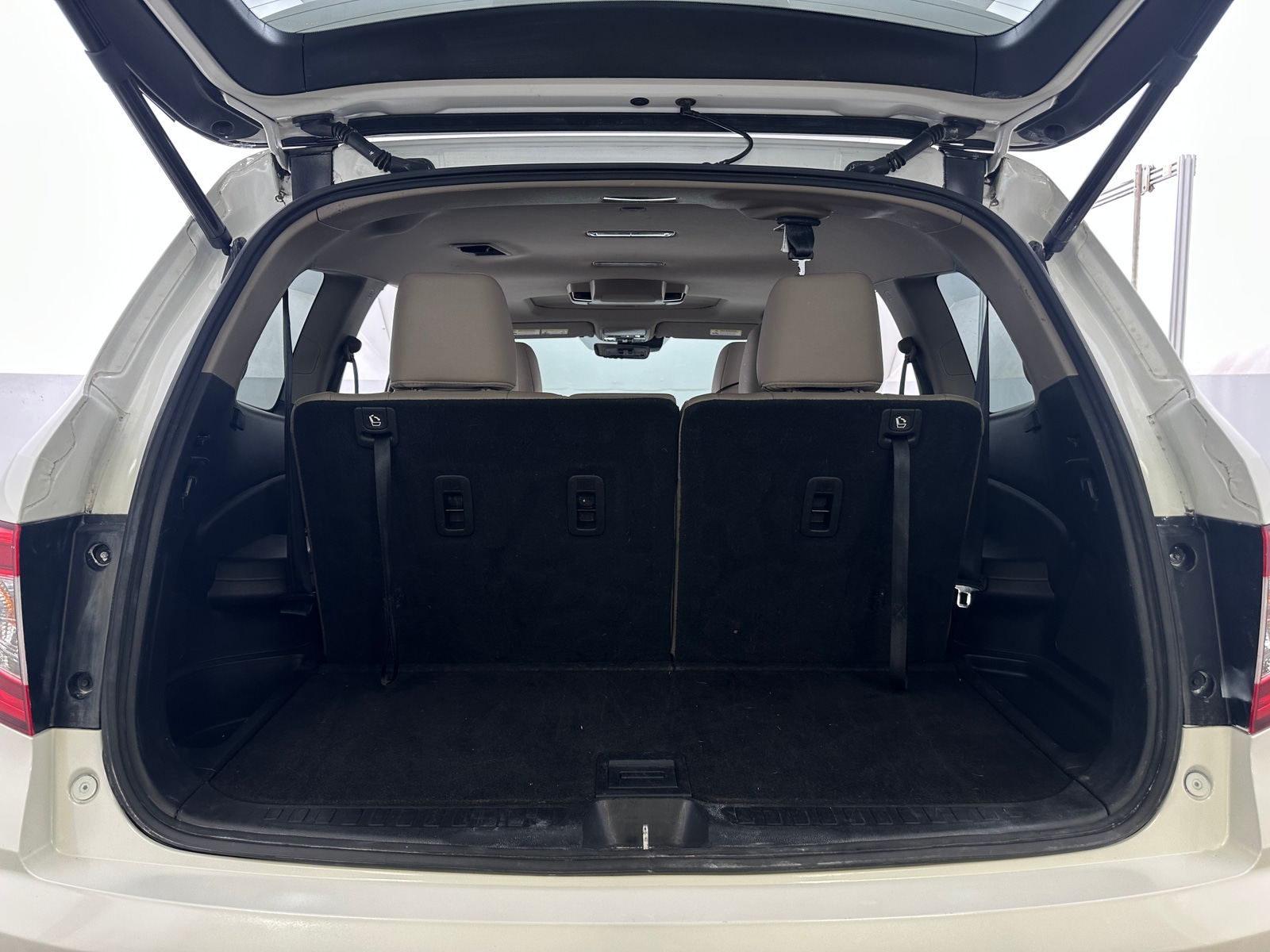 Thumbnail: 2019 Honda Pilot - 6