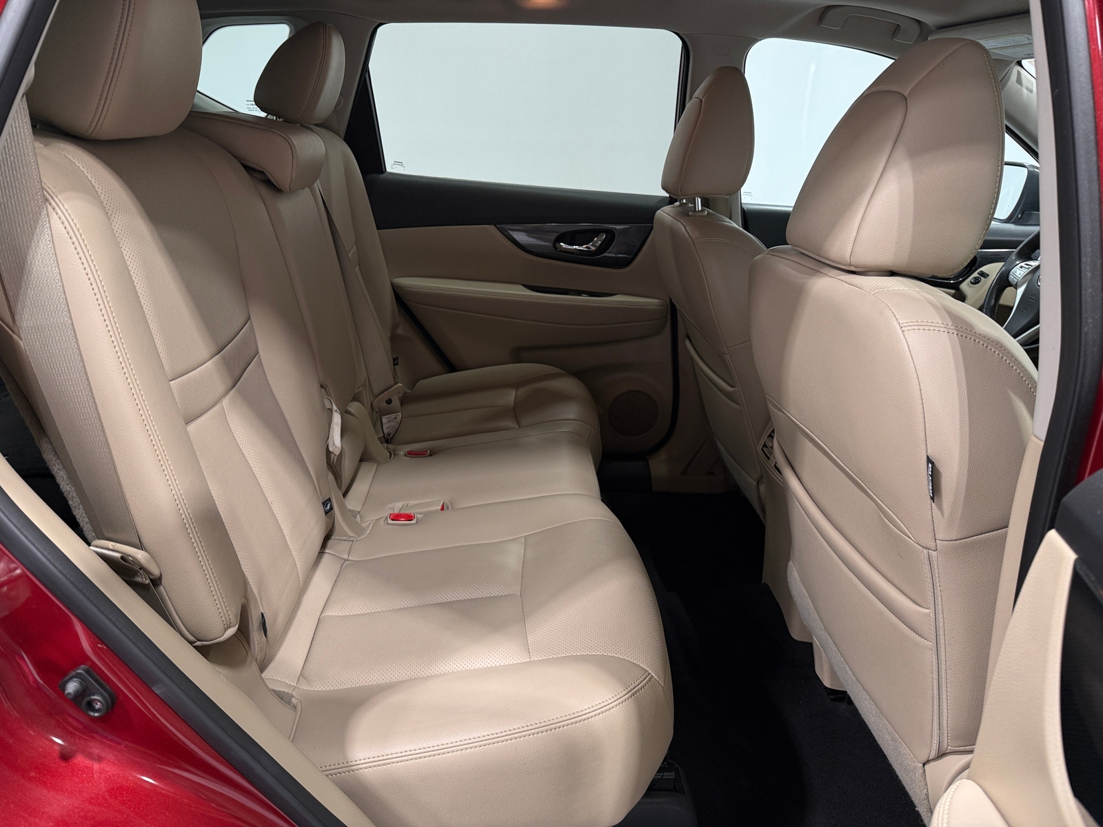 Thumbnail: 2016 Nissan Rogue - 5