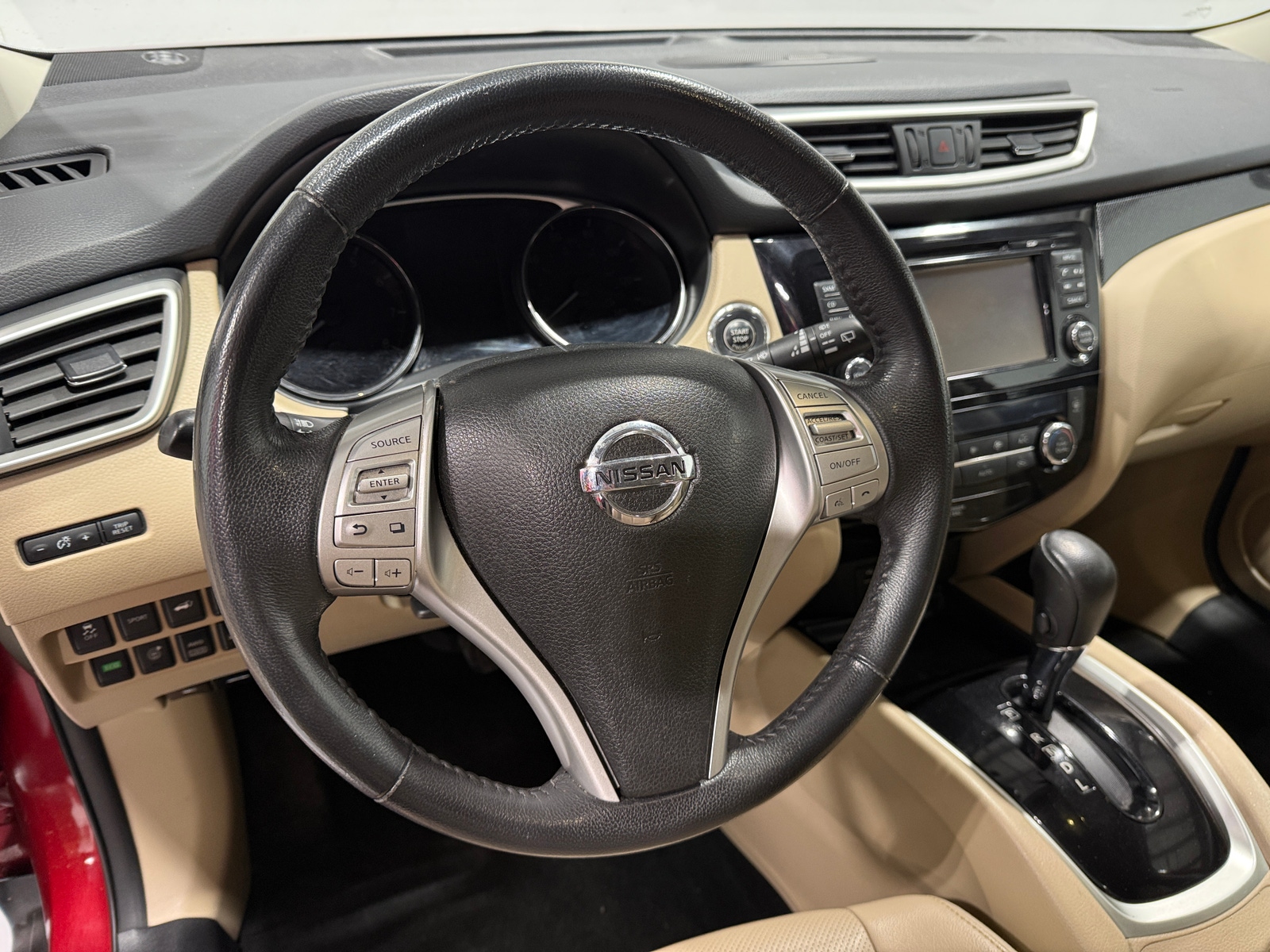 Thumbnail: 2016 Nissan Rogue - 4