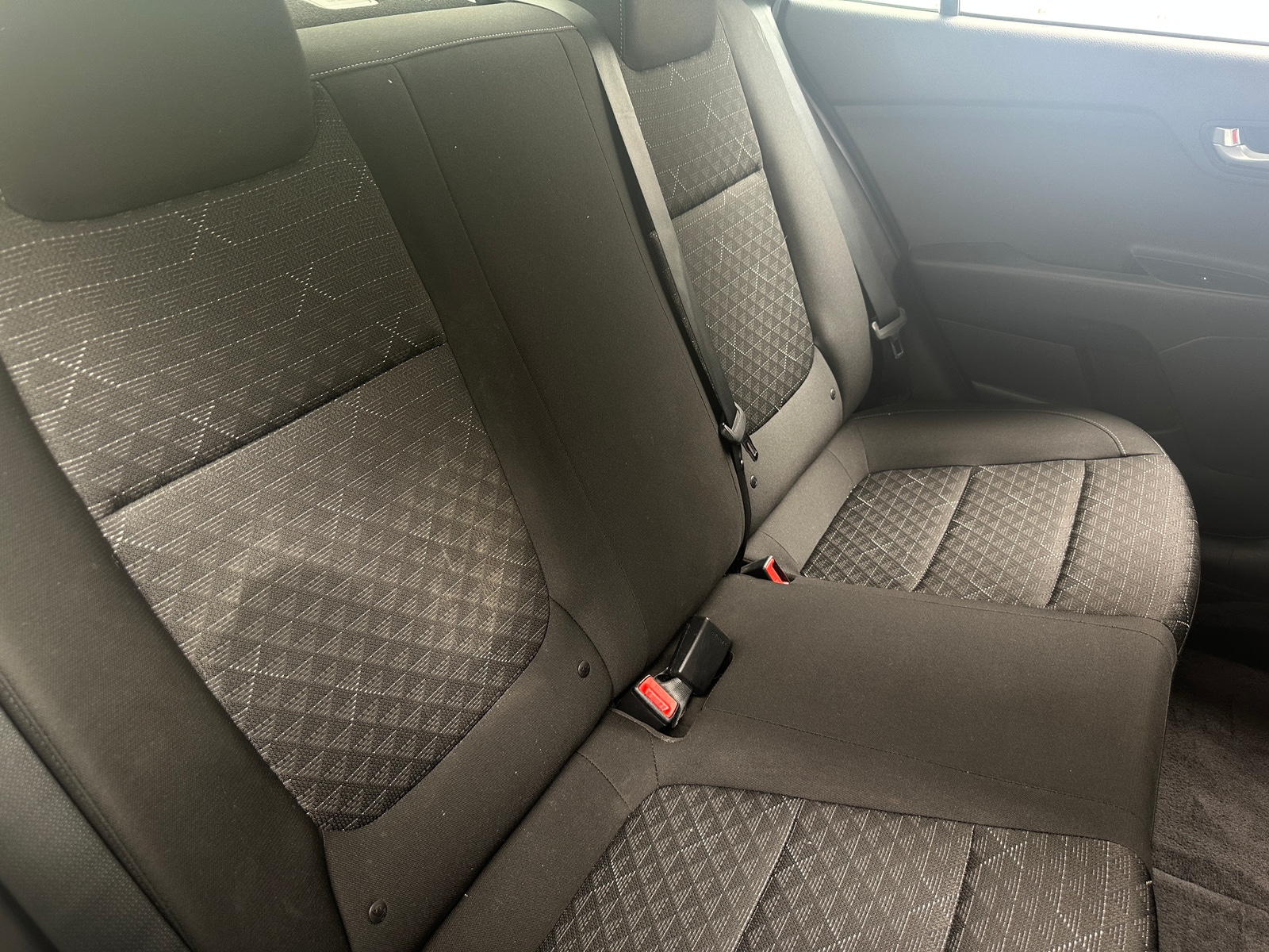 Thumbnail: 2021 Kia Rio - 6