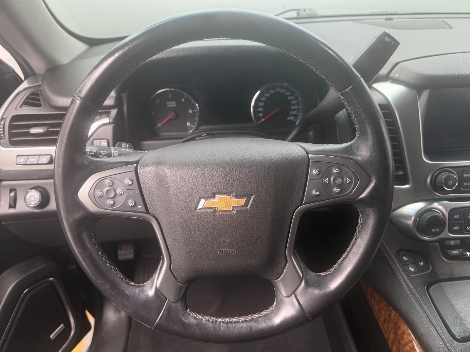 Thumbnail: 2019 Chevrolet Tahoe - 4