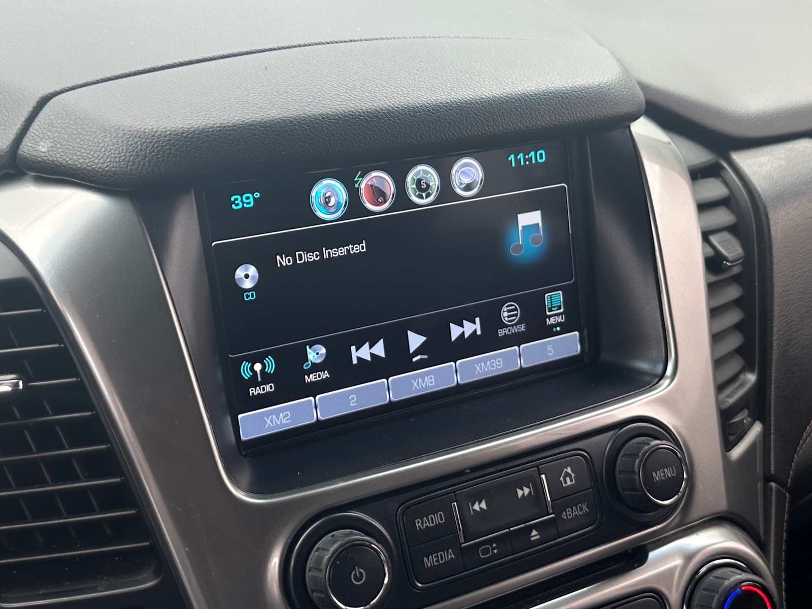 Thumbnail: 2019 Chevrolet Tahoe - 3