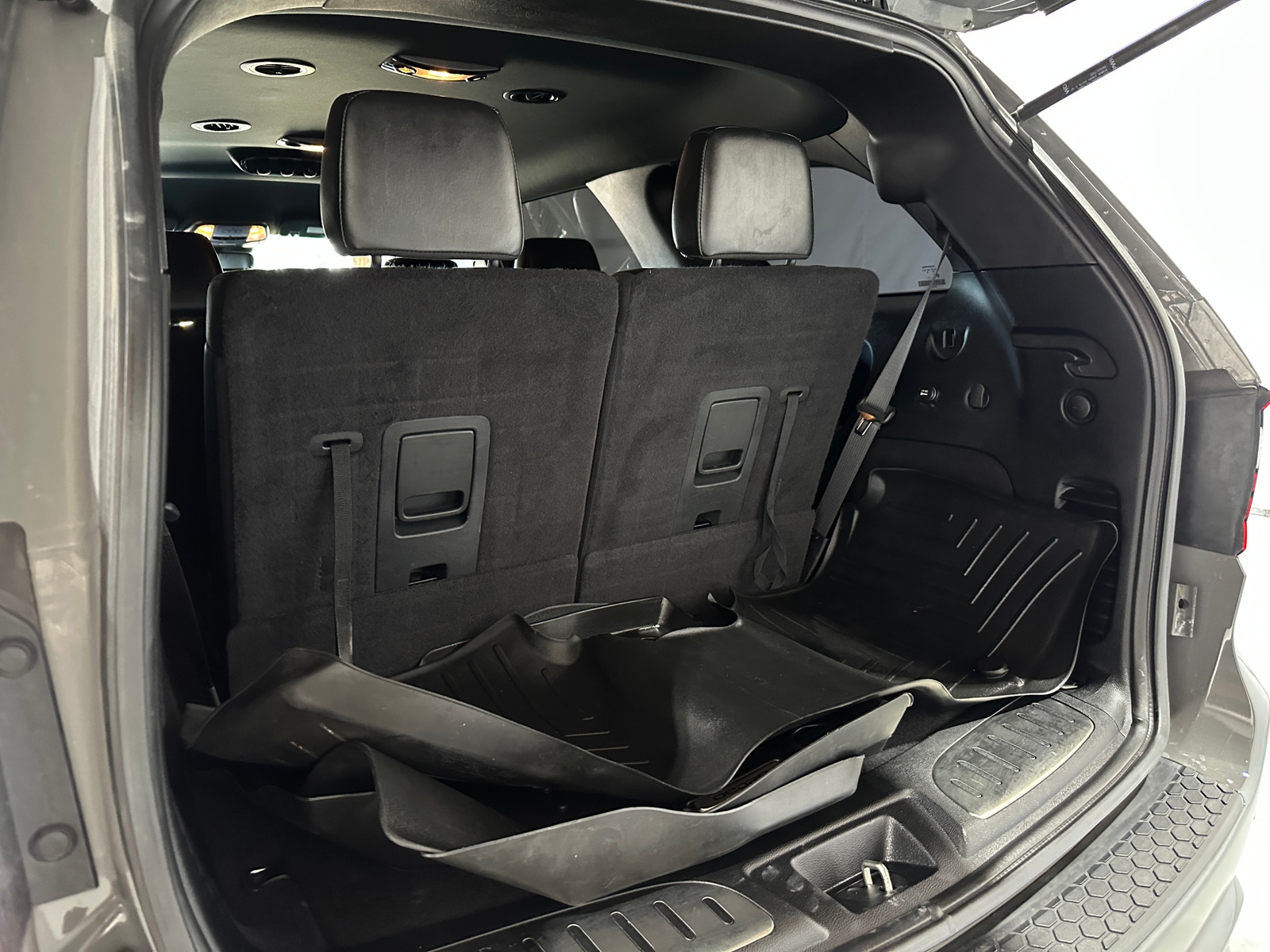 Thumbnail: 2019 Dodge Durango - 6