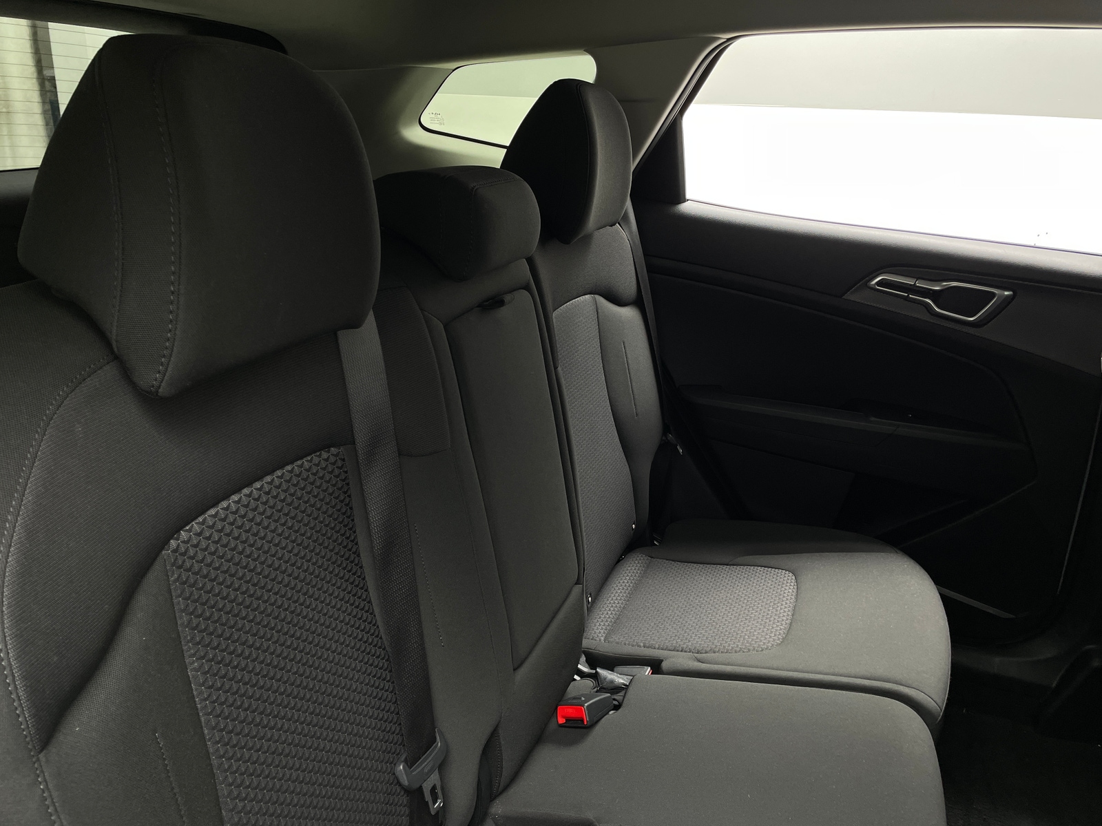 Thumbnail: 2025 Kia Sportage - 6
