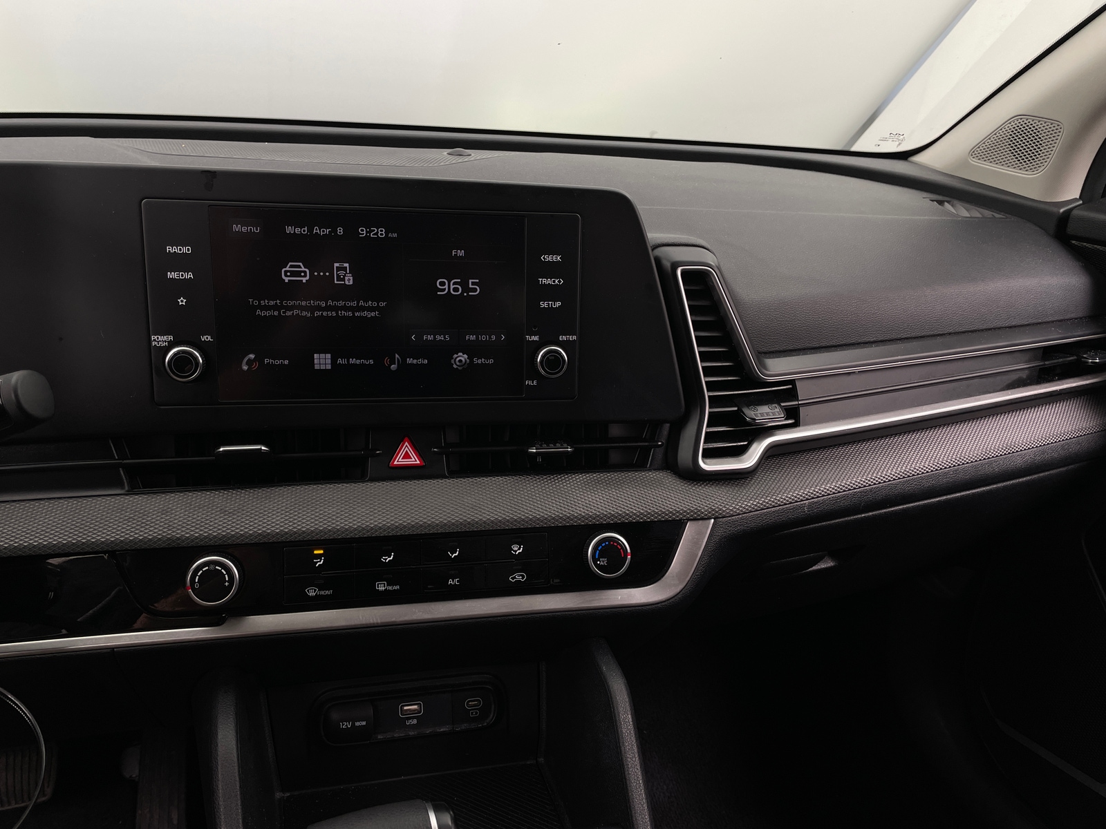 Thumbnail: 2025 Kia Sportage - 4