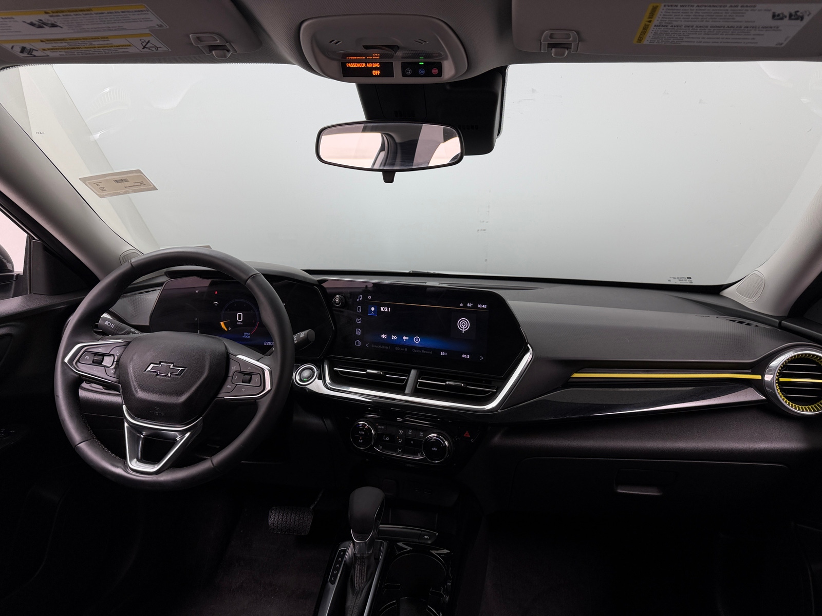 Thumbnail: 2025 Chevrolet Trax - 2