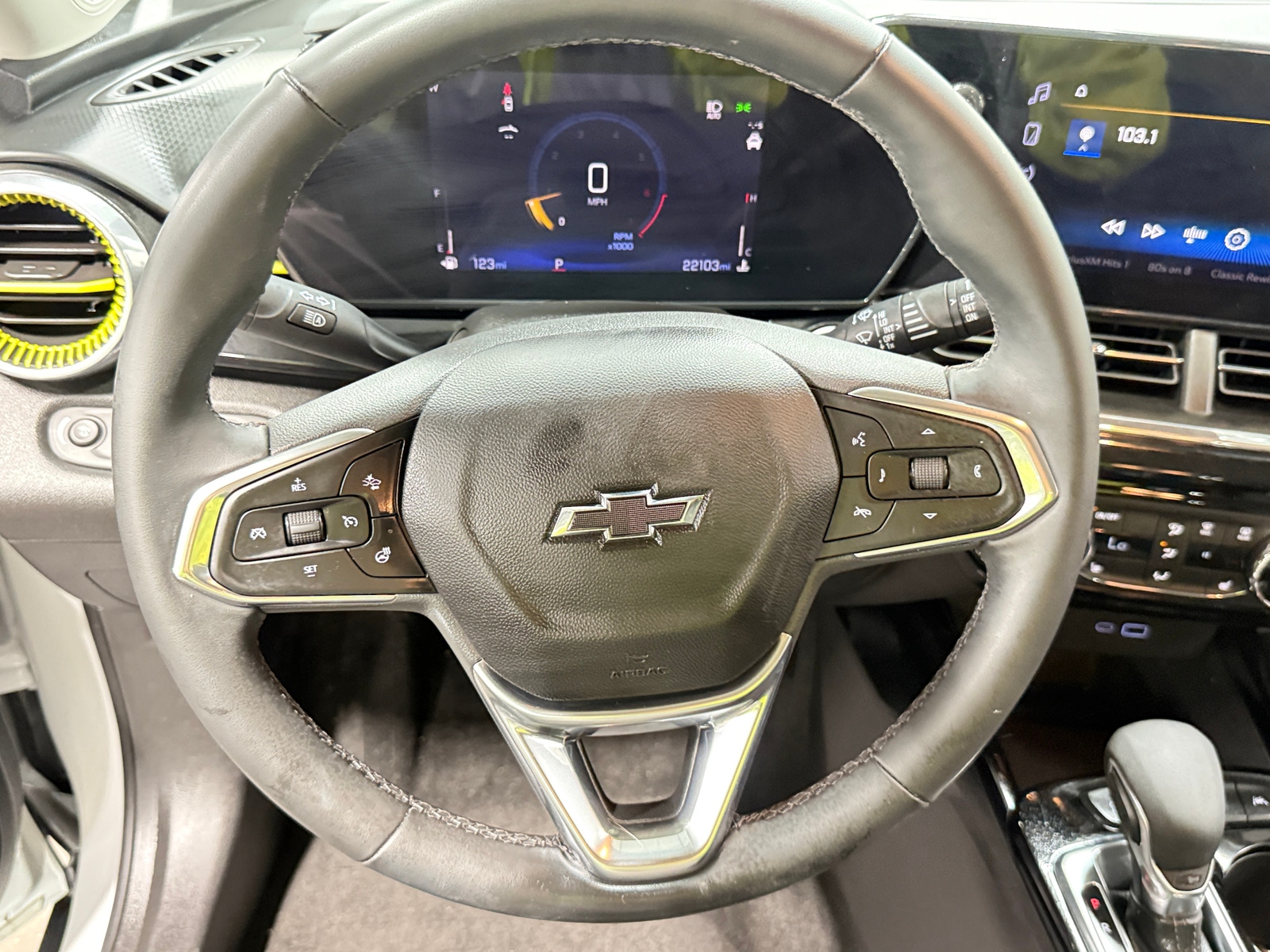 Thumbnail: 2025 Chevrolet Trax - 4