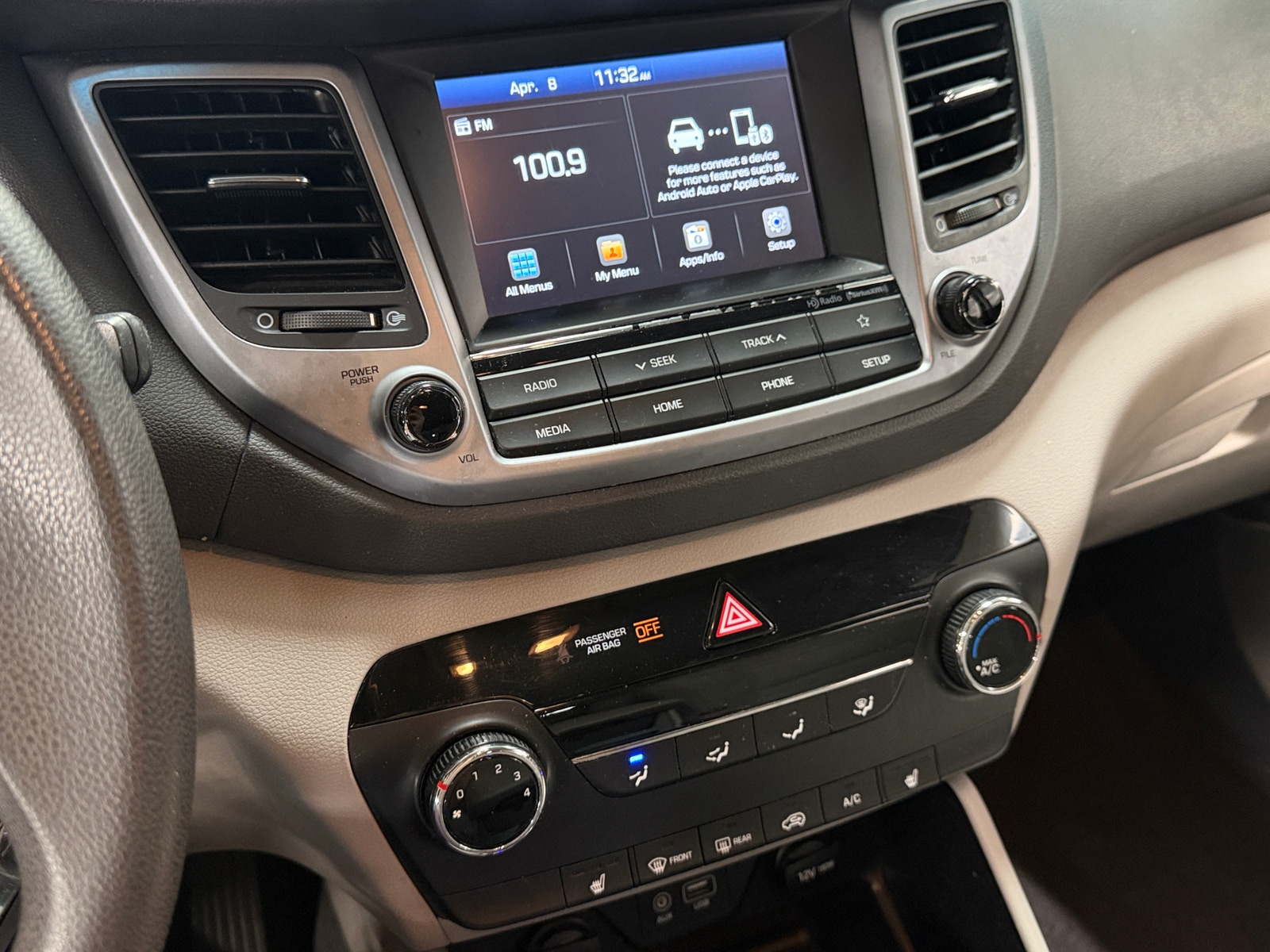 Thumbnail: 2018 Hyundai Tucson - 4