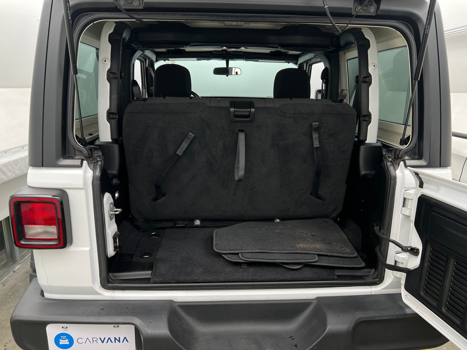 Thumbnail: 2019 Jeep Wrangler - 5