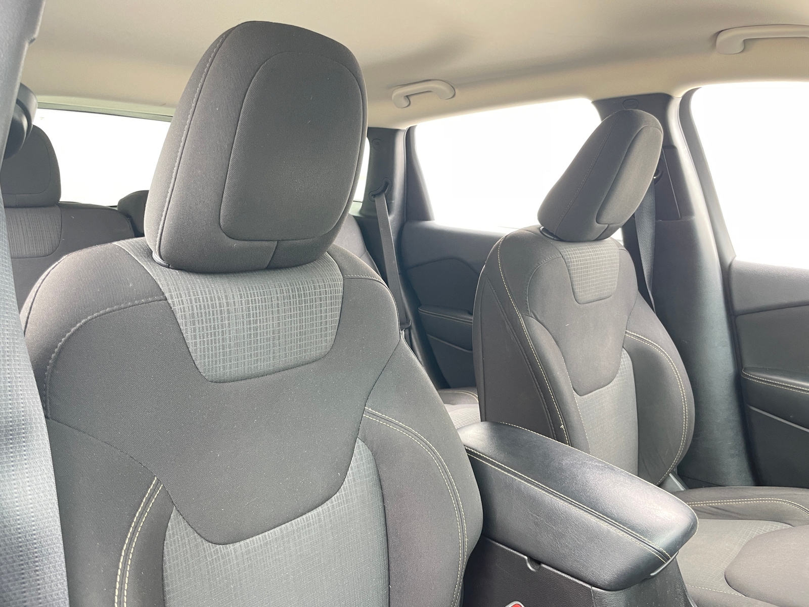 Thumbnail: 2016 Jeep Cherokee - 2