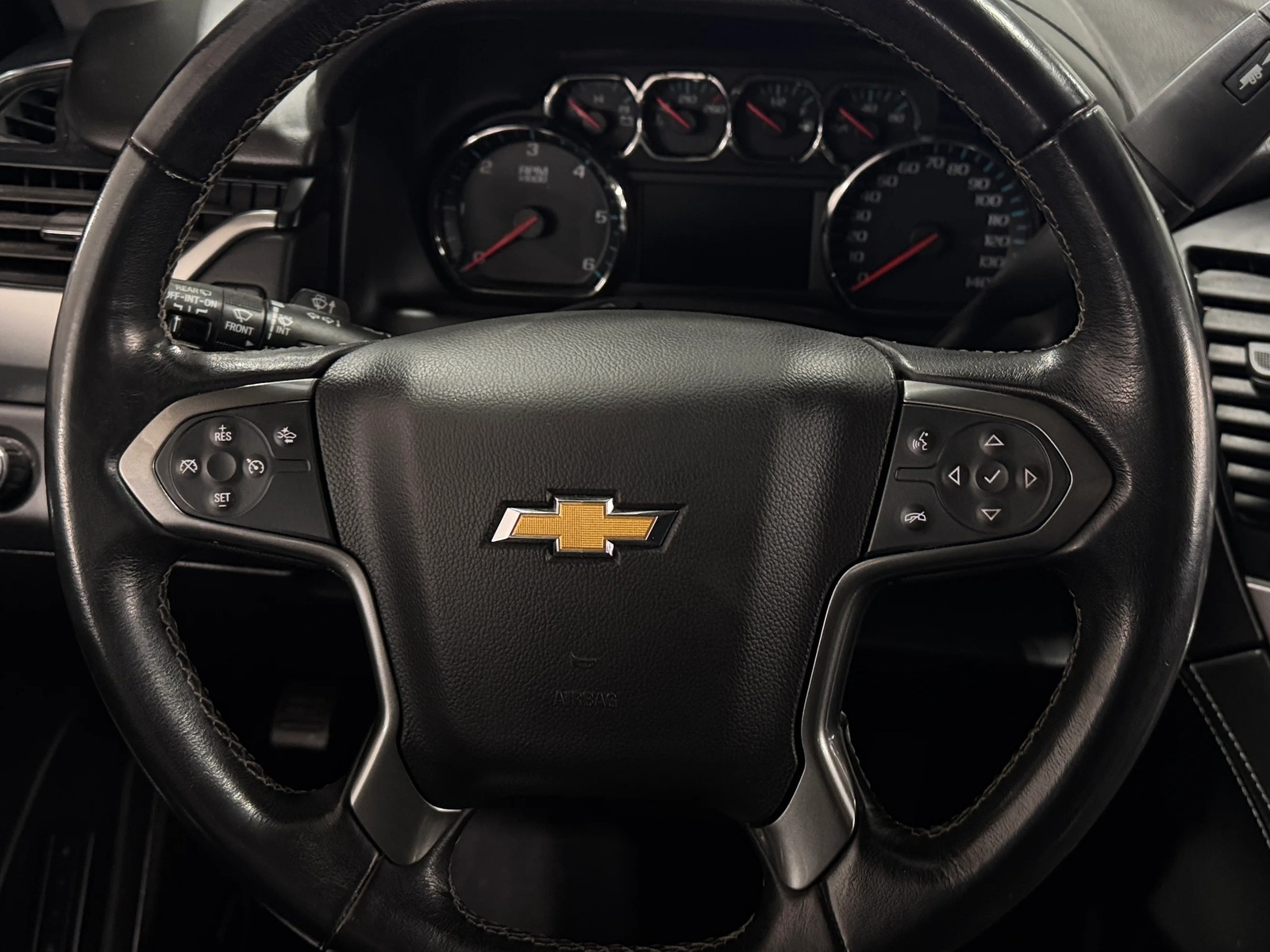 Thumbnail: 2020 Chevrolet Suburban - 4