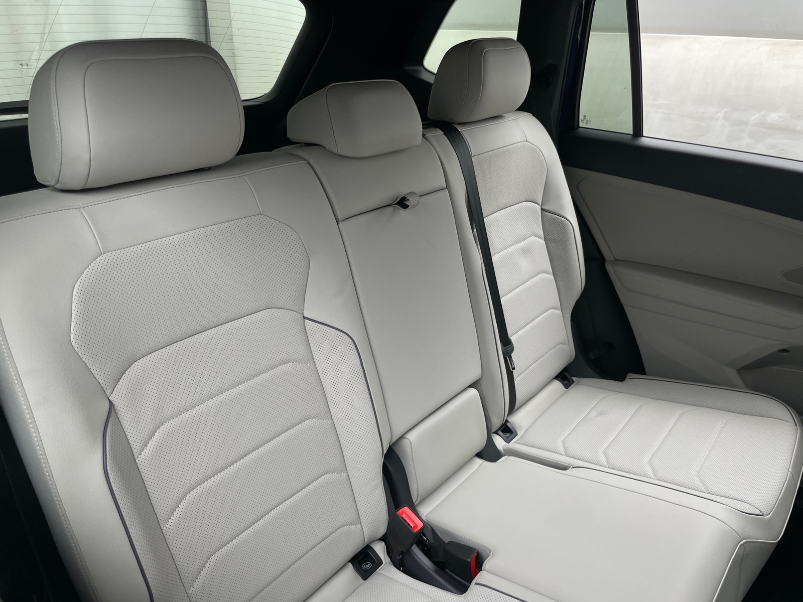 Thumbnail: 2024 Volkswagen Tiguan - 5